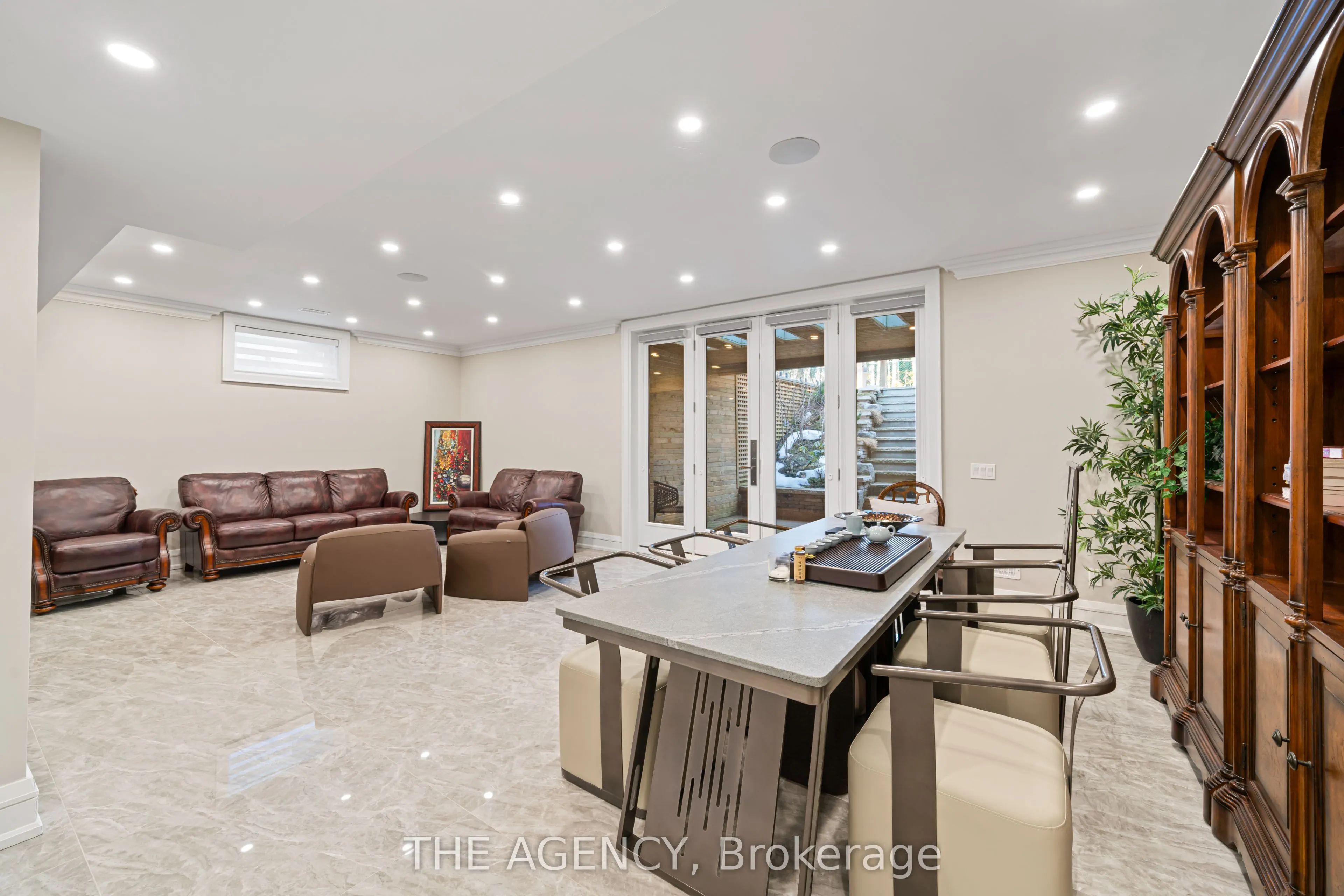 18 Suncrest Drive