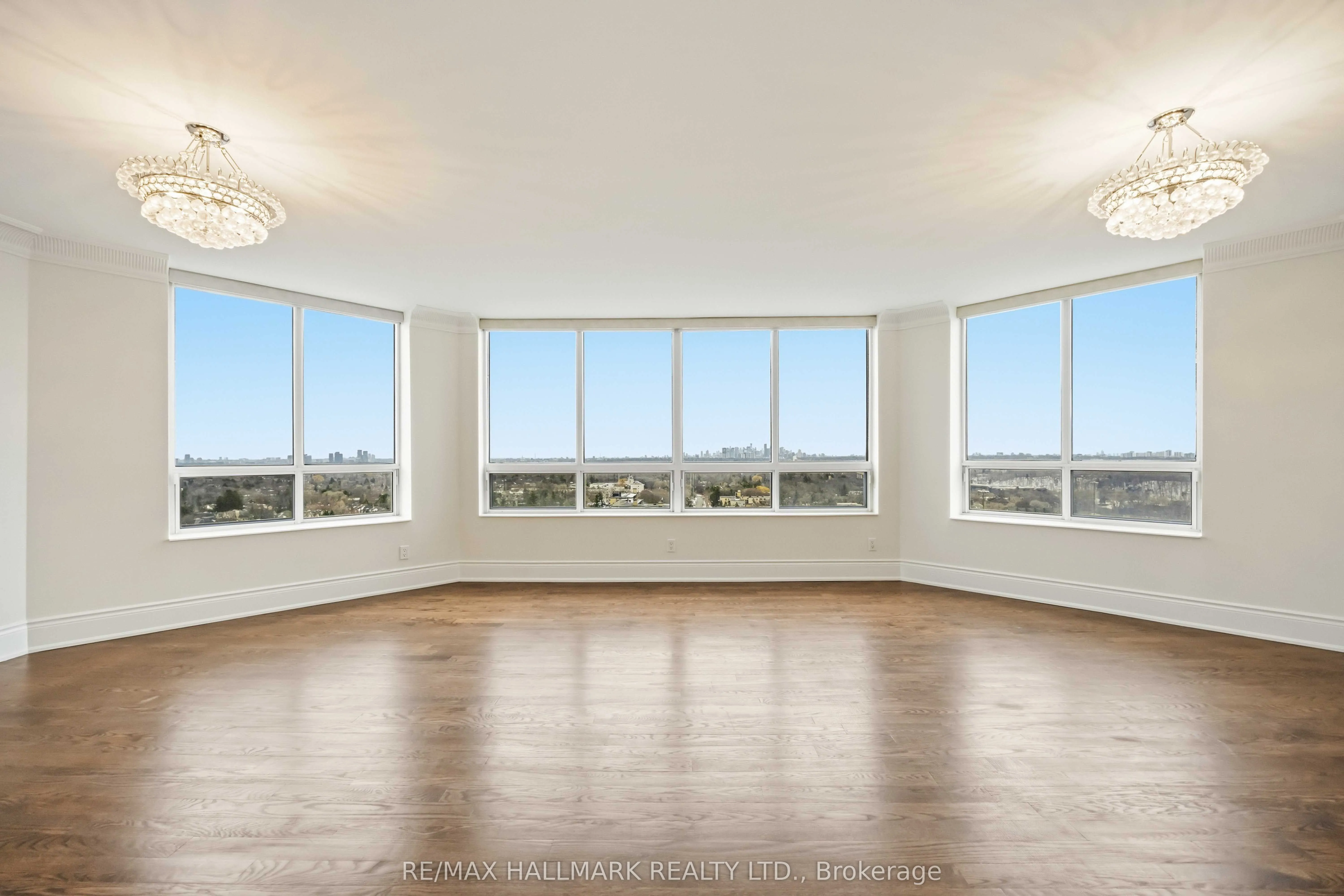 80 Harrison Garden Boulevard #1821