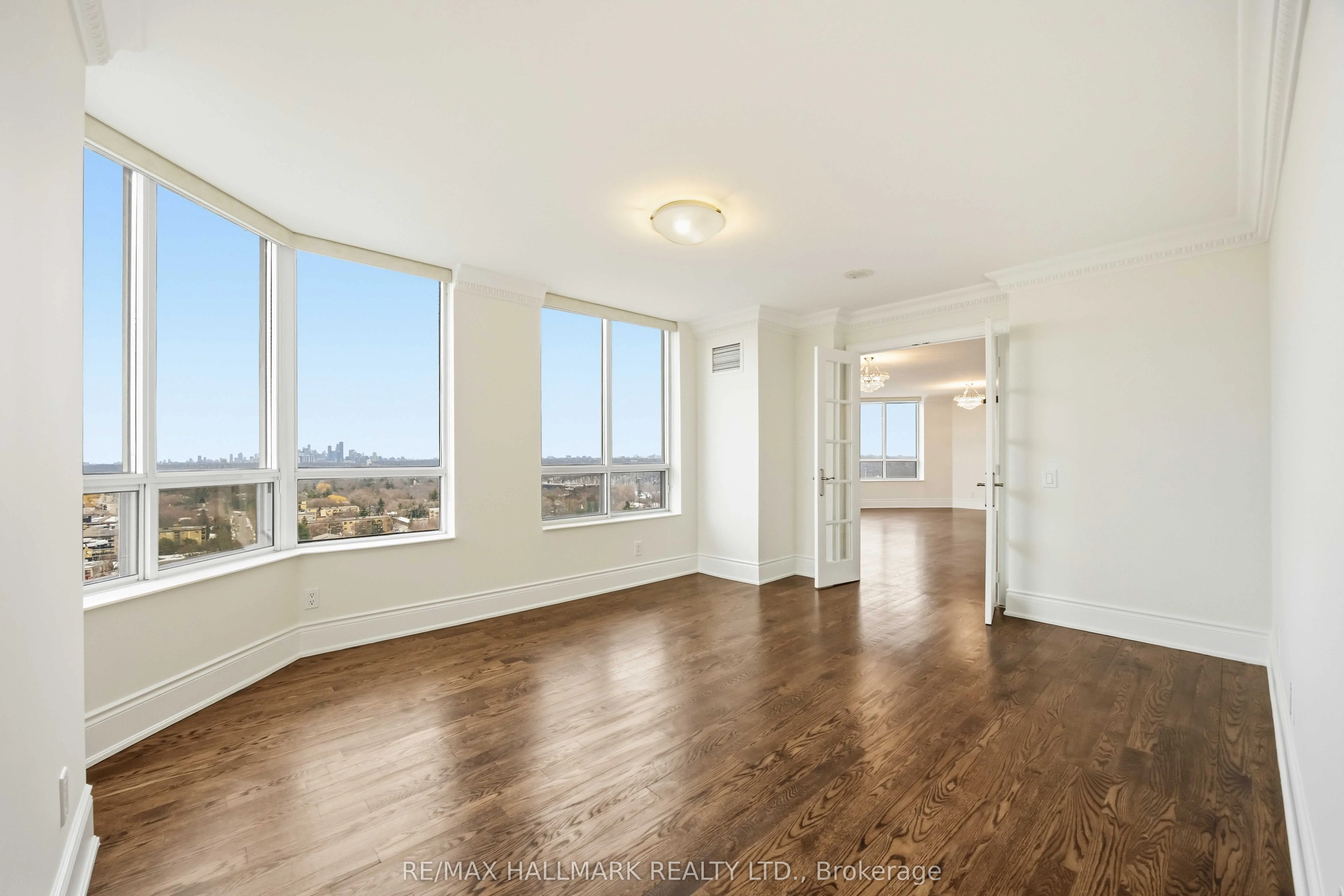 80 Harrison Garden Boulevard #1821