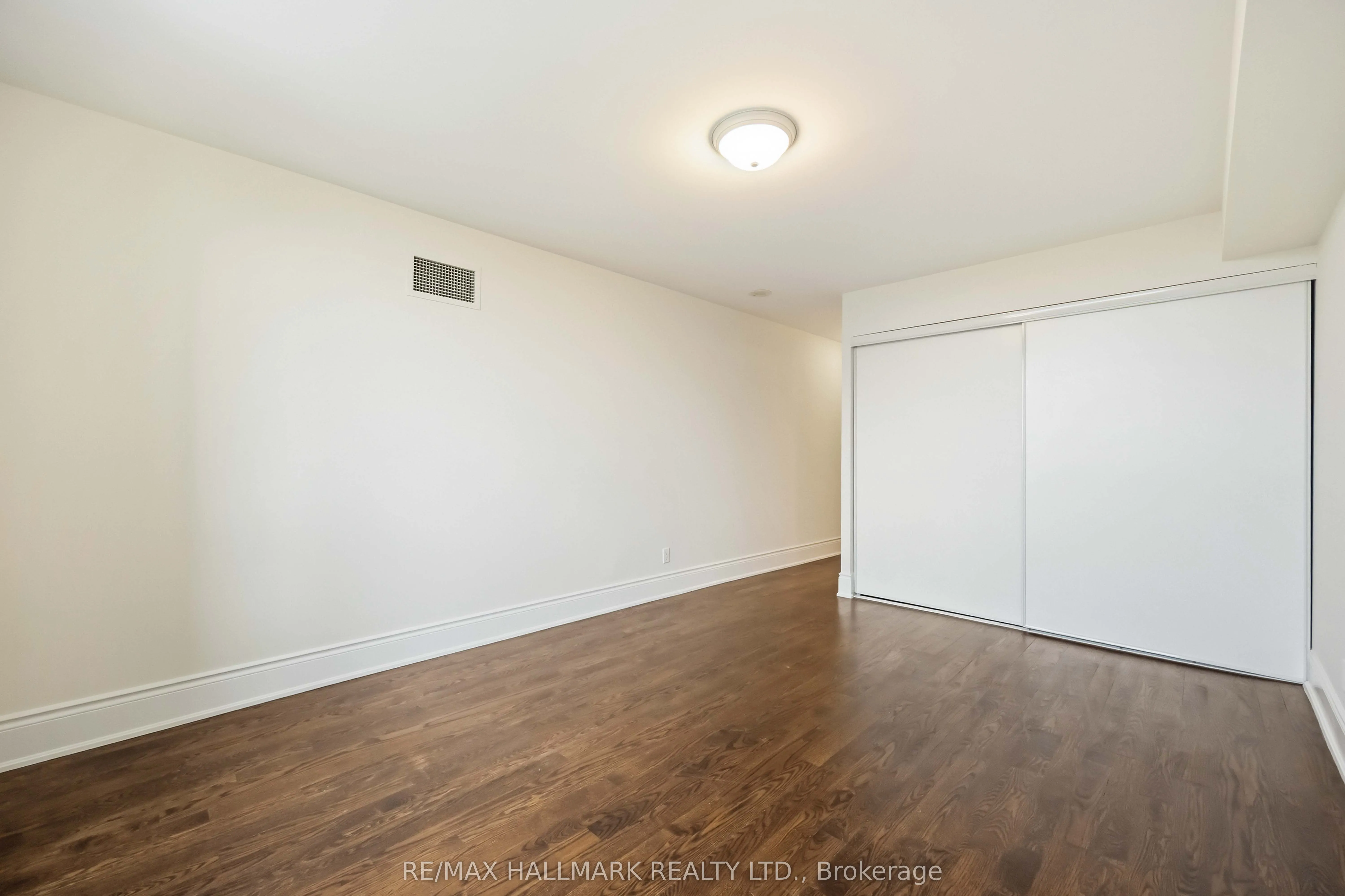 80 Harrison Garden Boulevard #1821