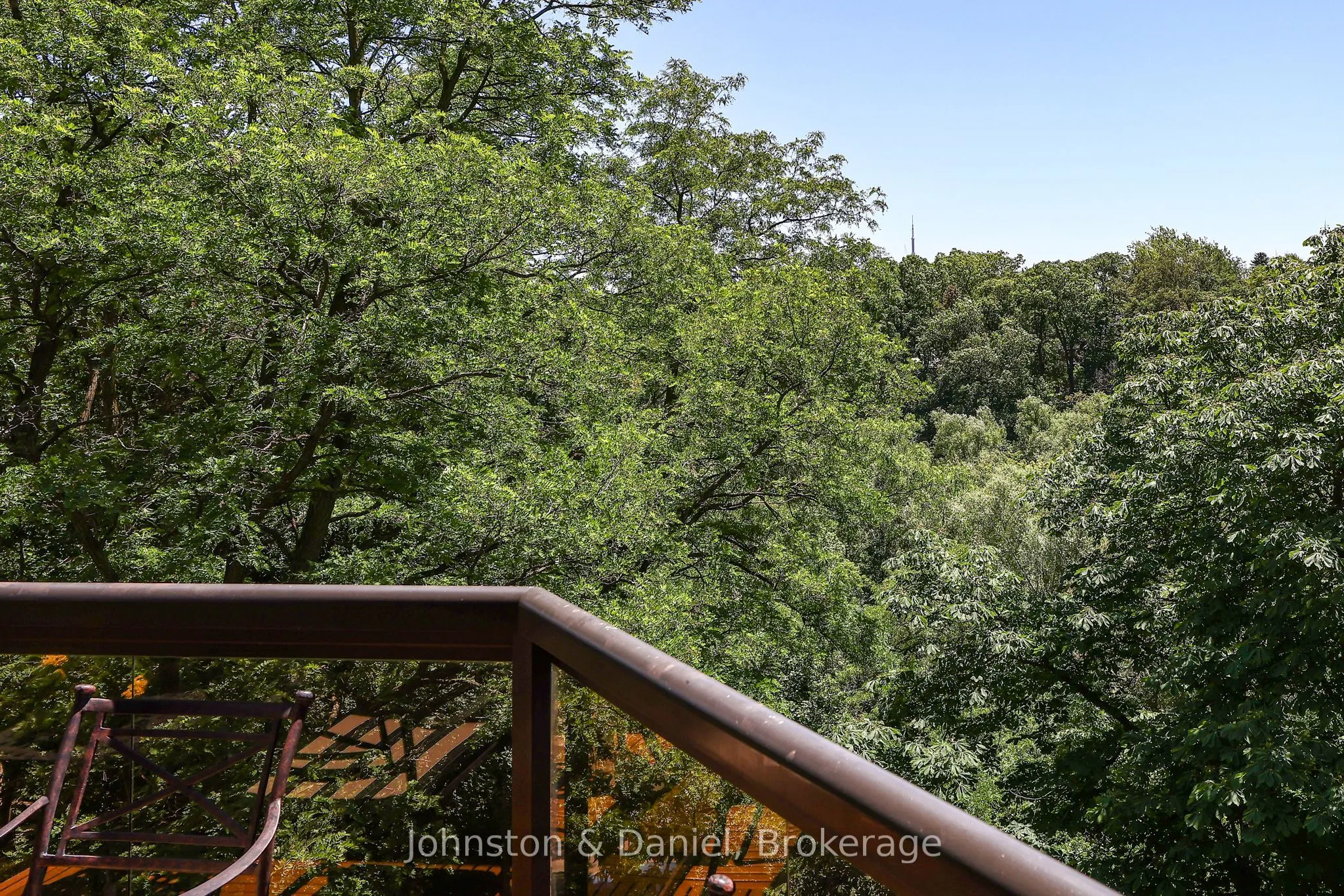 407 Walmer Road #401