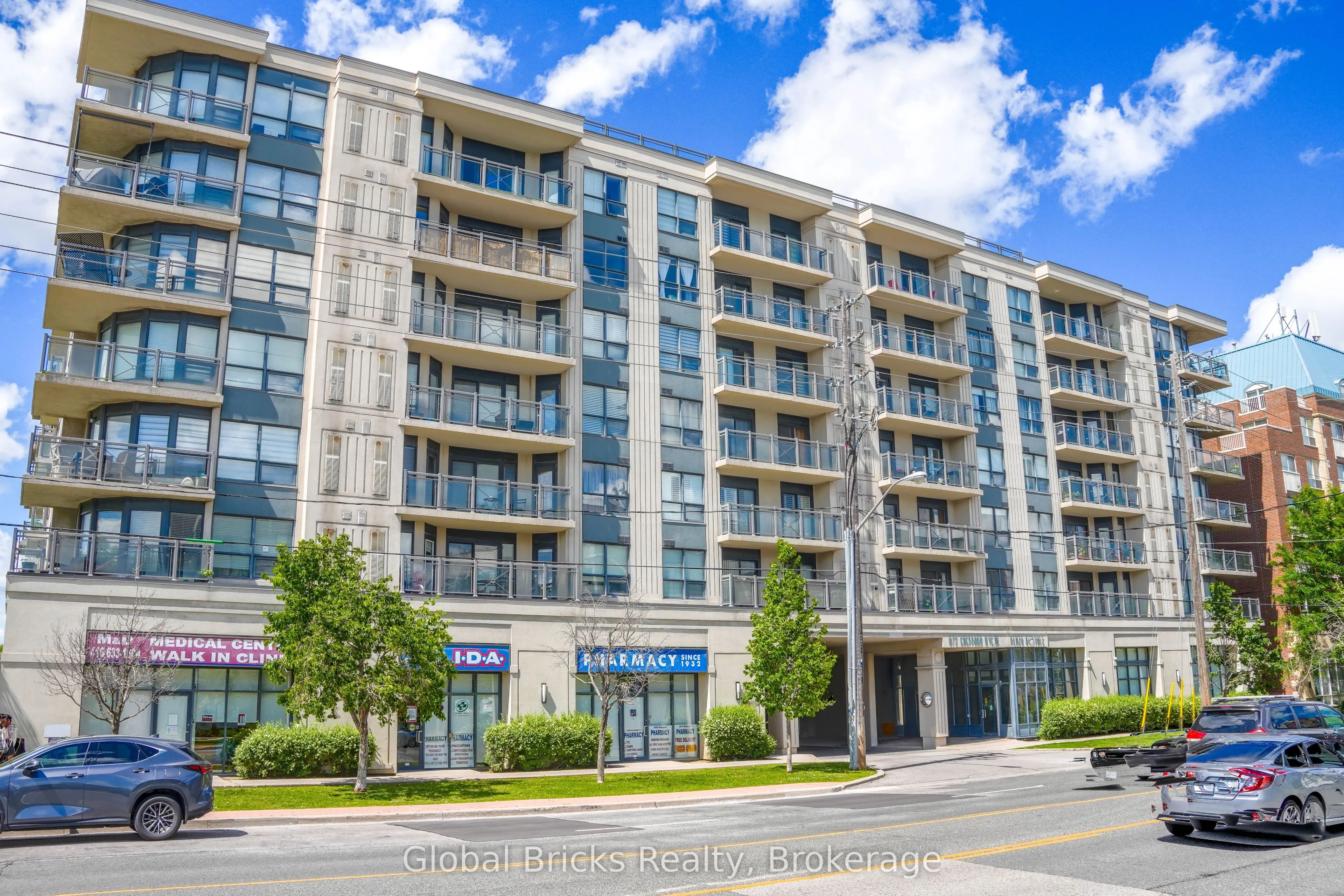 872 Sheppard Avenue W #308