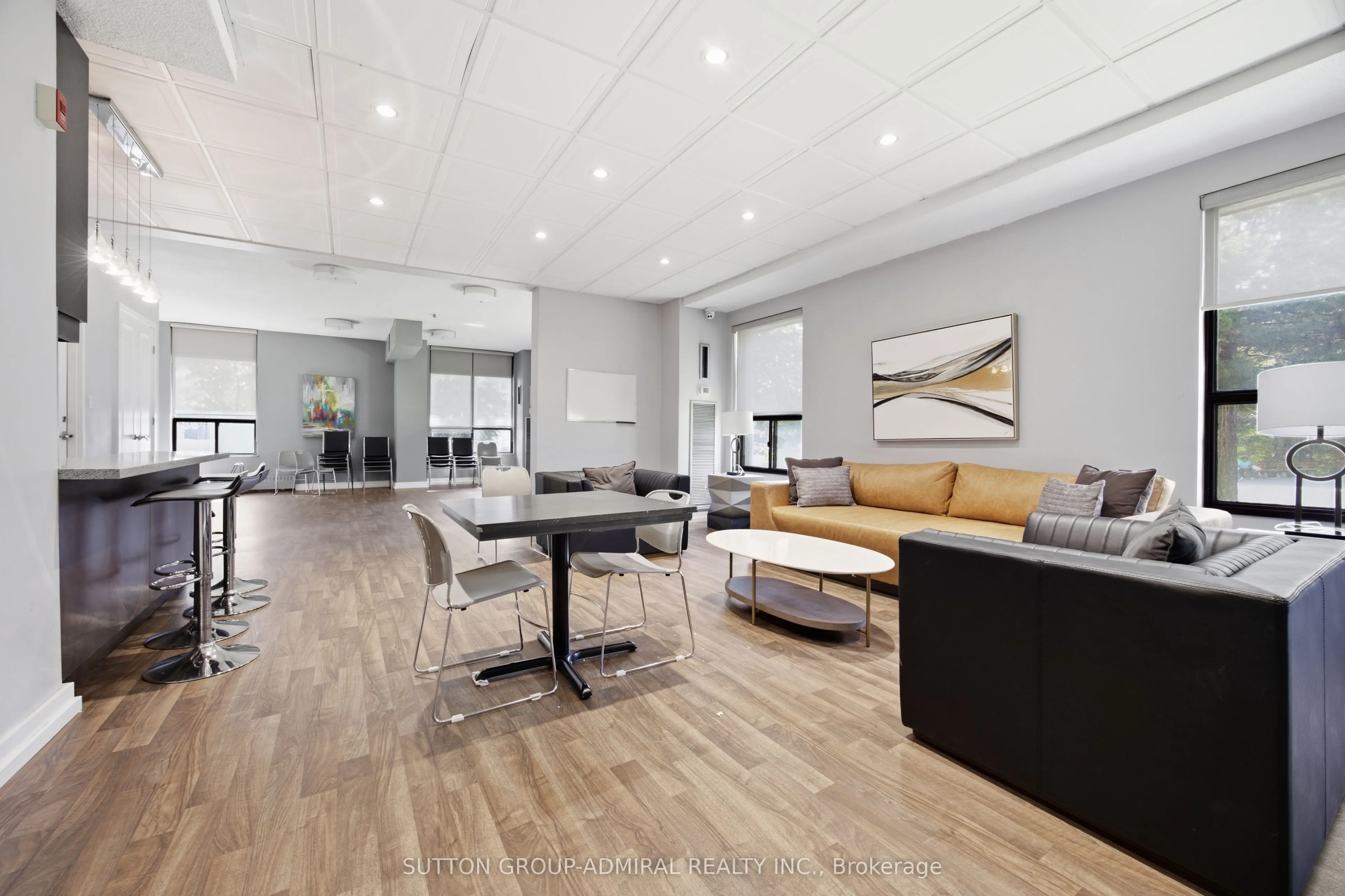 100 Canyon Avenue #404