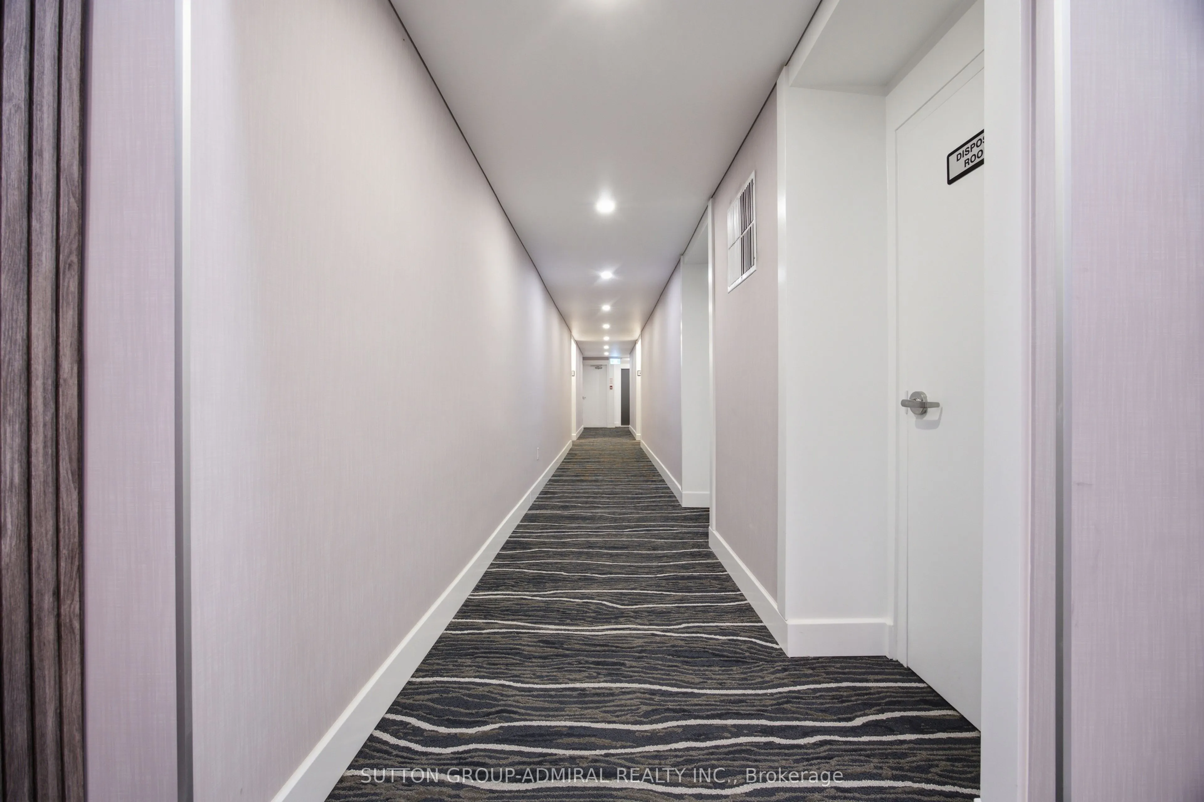 100 Canyon Avenue #404