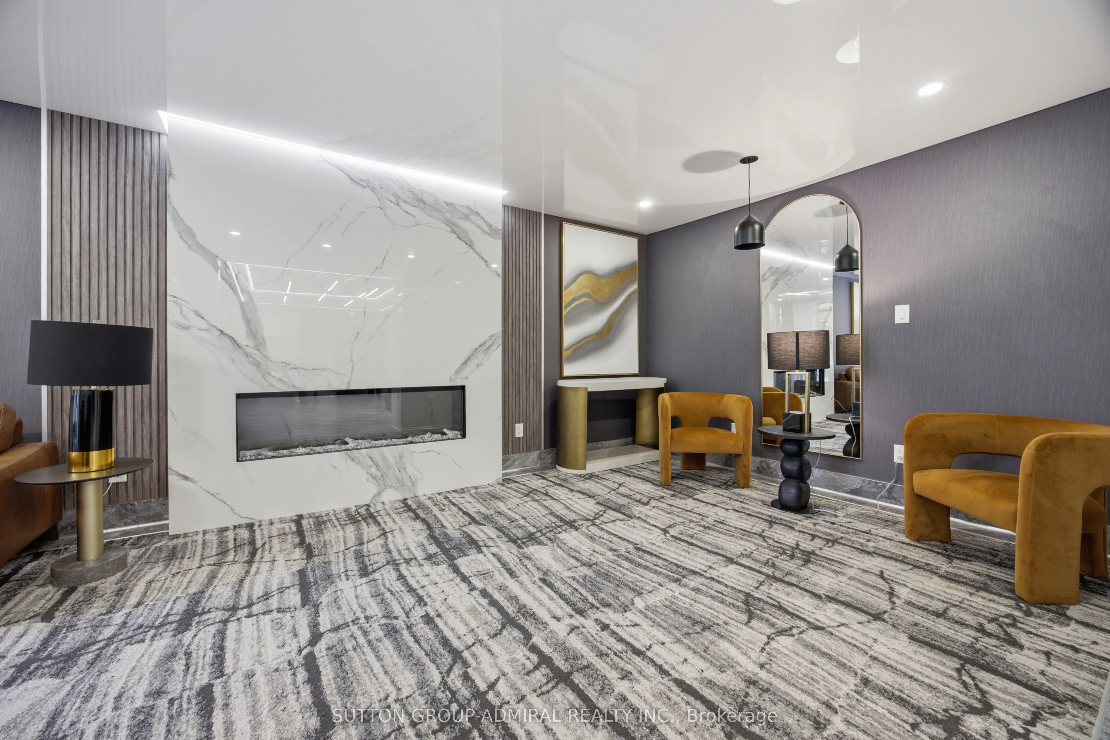 100 Canyon Avenue #404