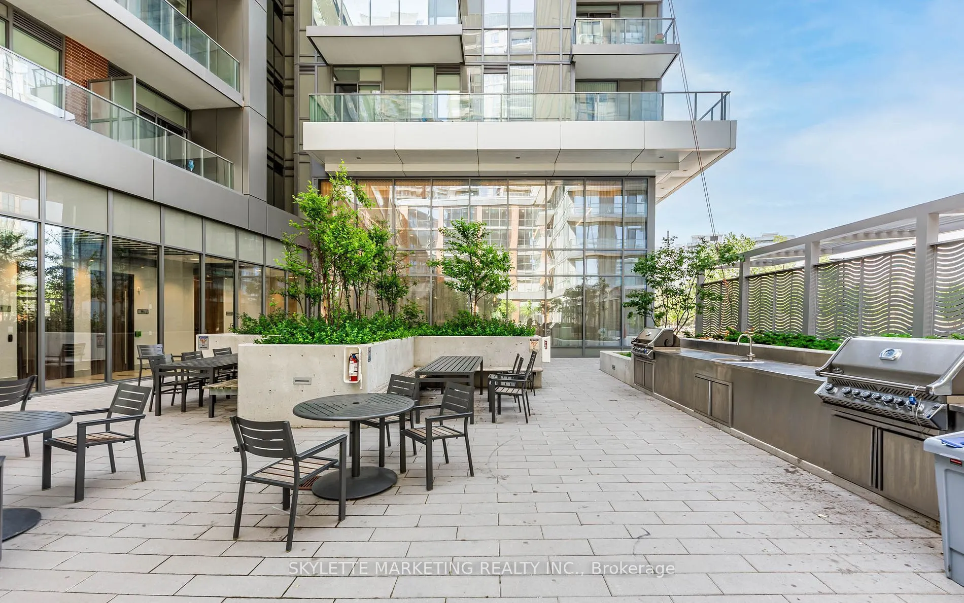 38 Forest Manor Road #414