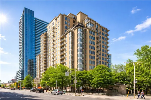 123 Eglinton Avenue E #813
