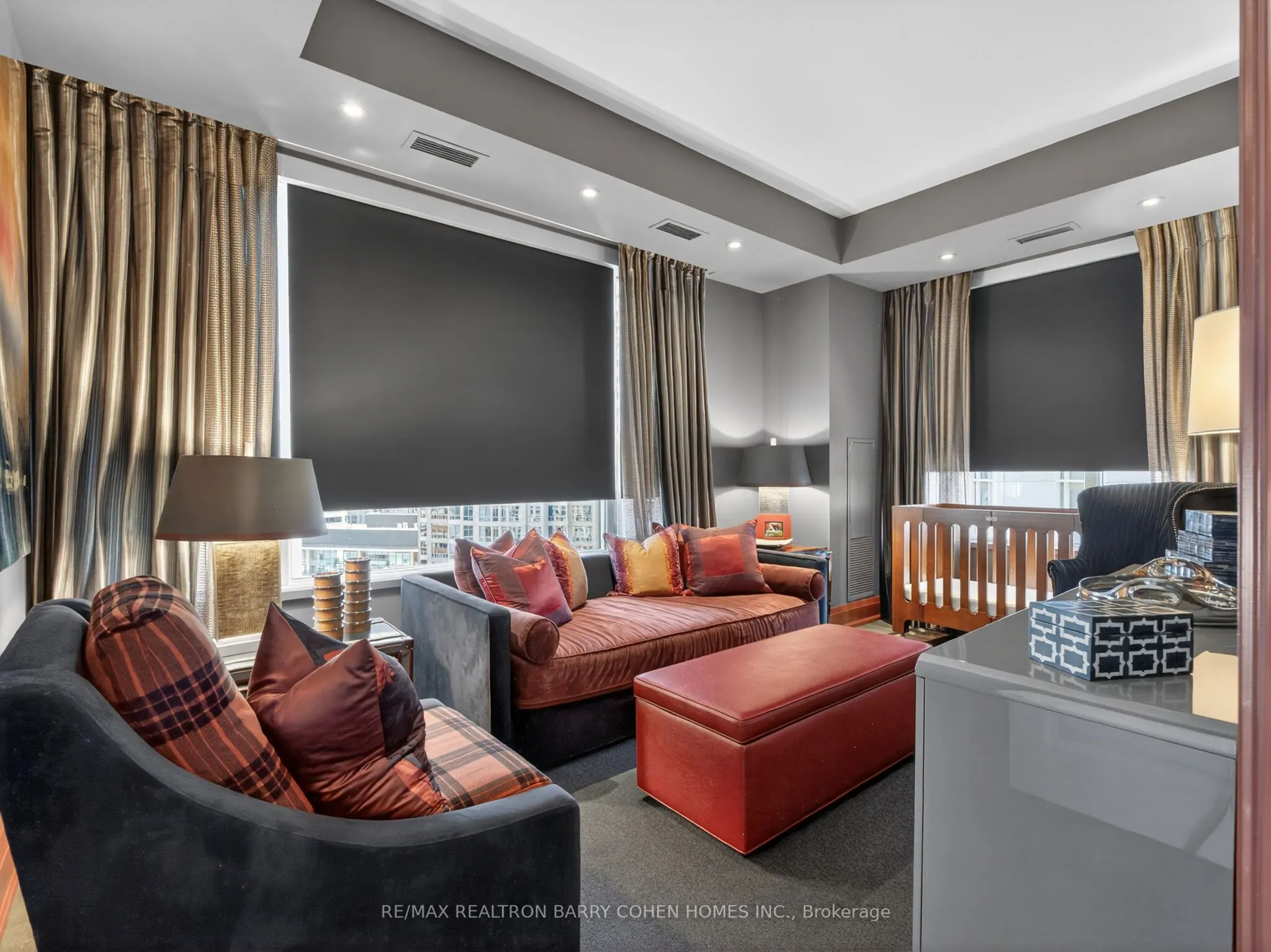 88 Davenport Road #1202