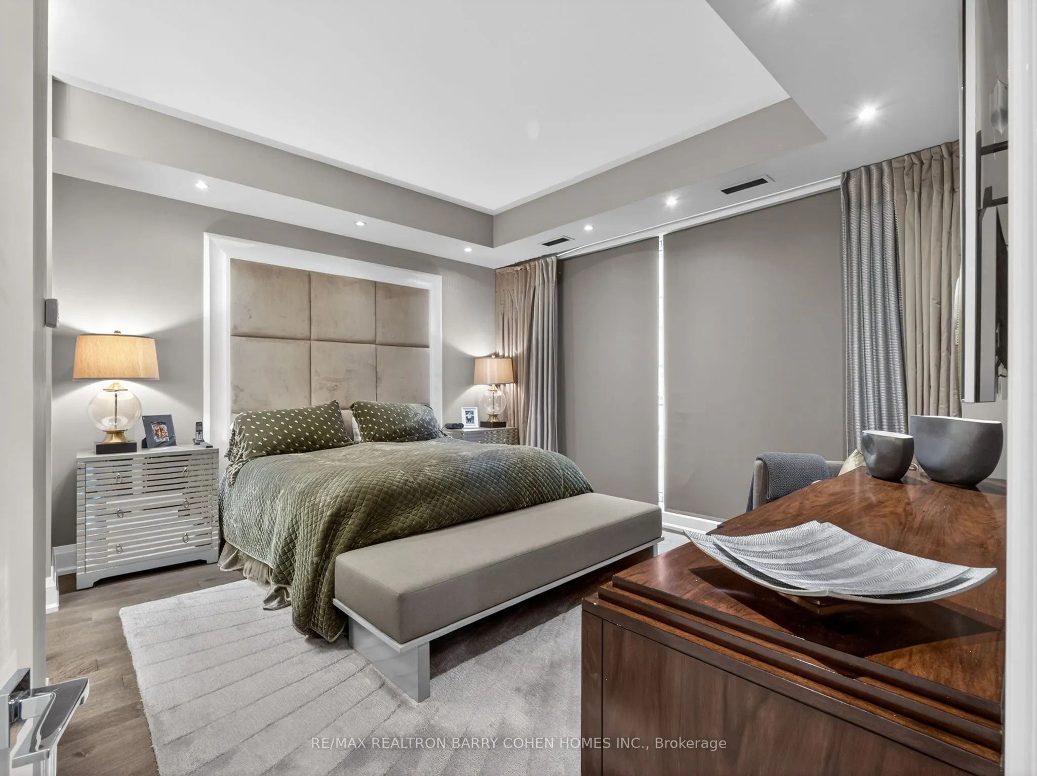 88 Davenport Road #1202