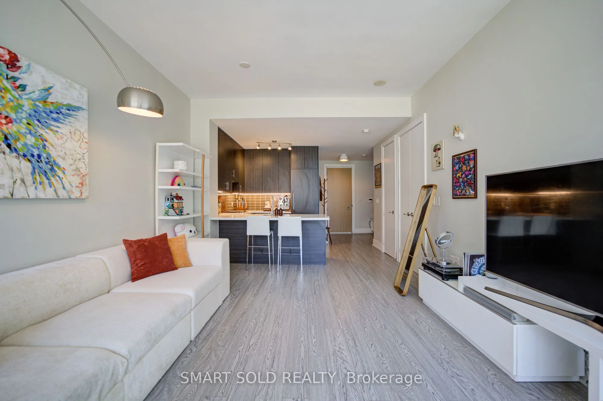 39 Queens Quay E #436