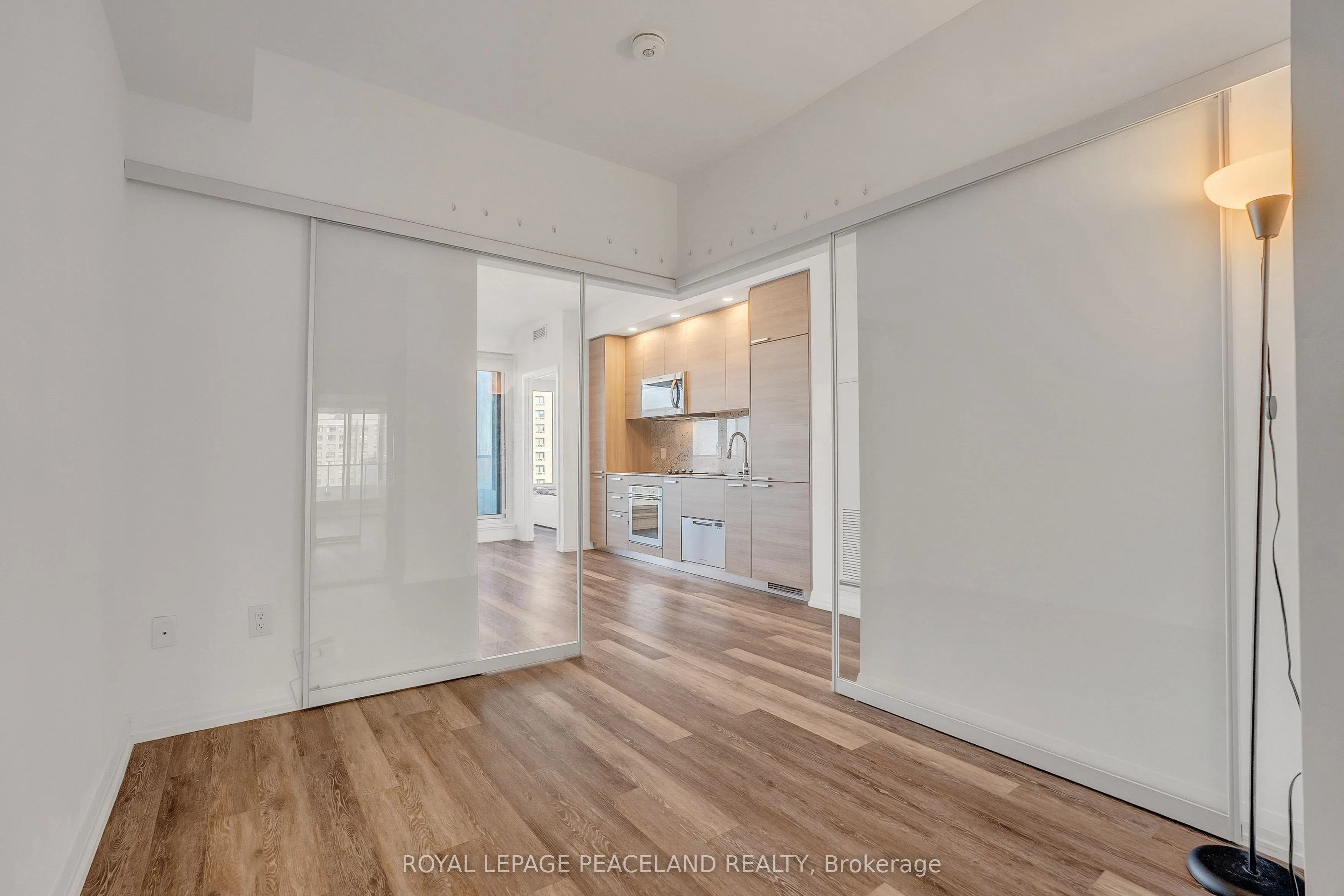 75 Canterbury Place #1215