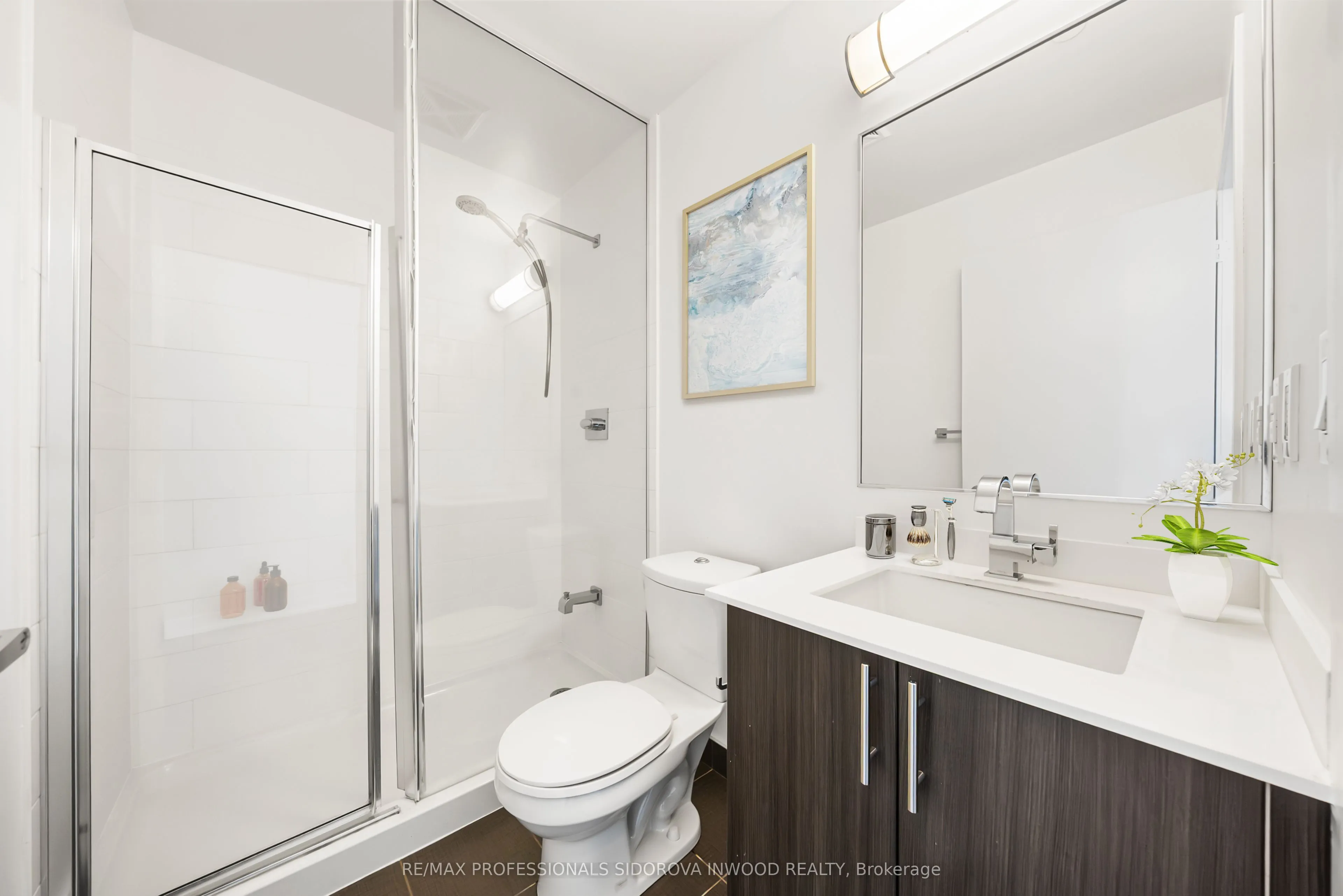 225 Sackville Street #703