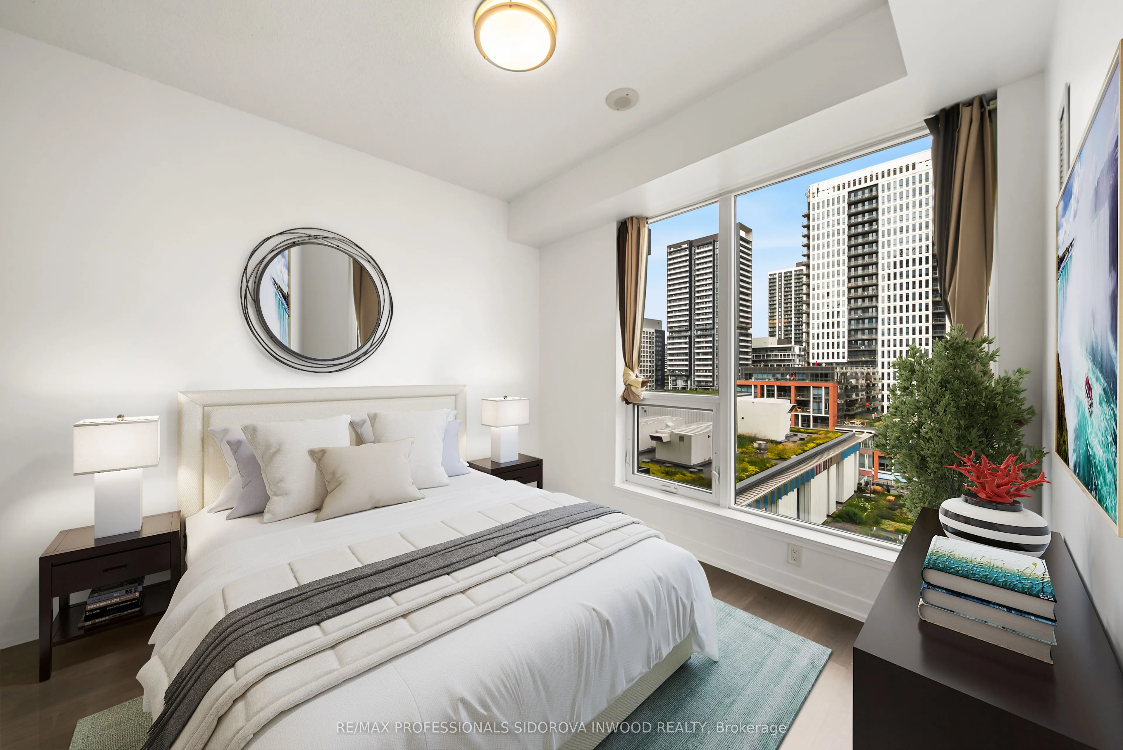 225 Sackville Street #703