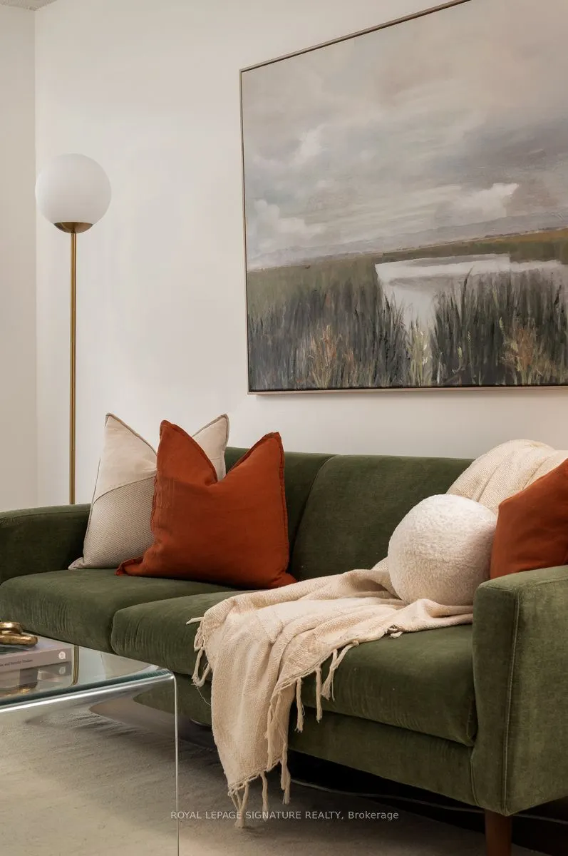 2 Rean Drive #306