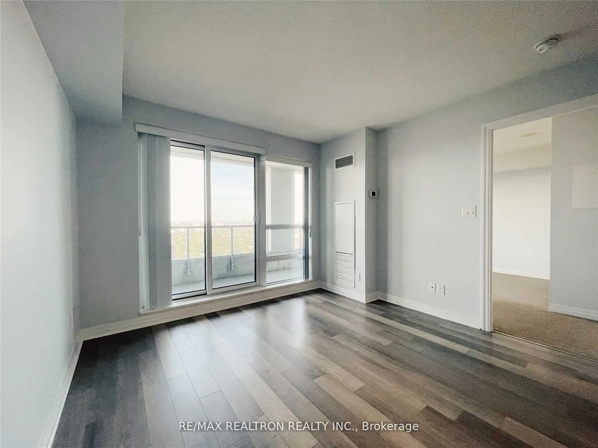 2015 Sheppard Avenue E #2406