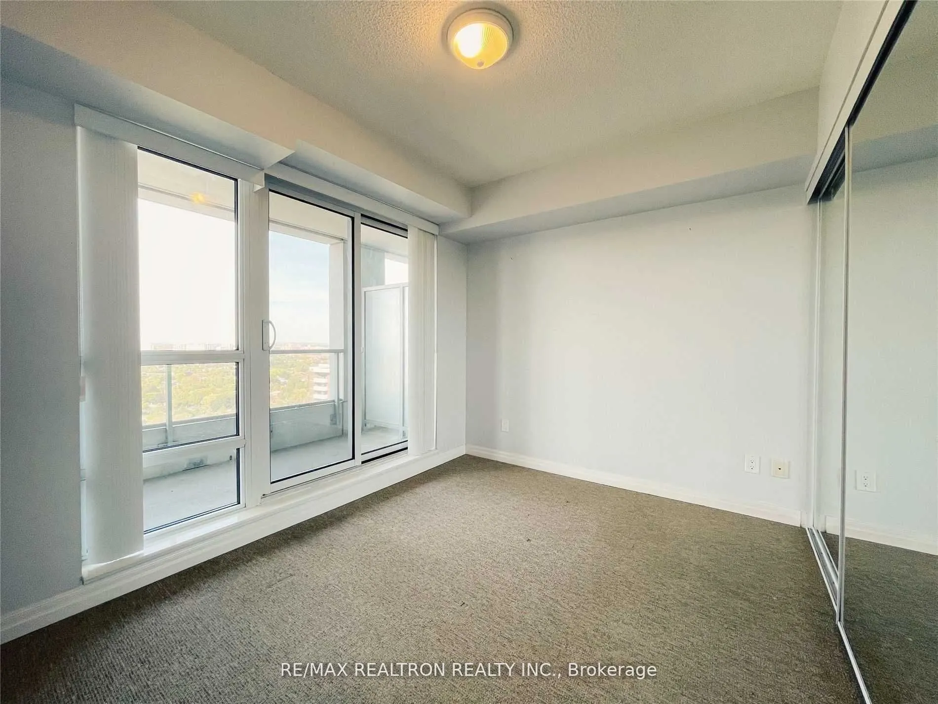 2015 Sheppard Avenue E #2406