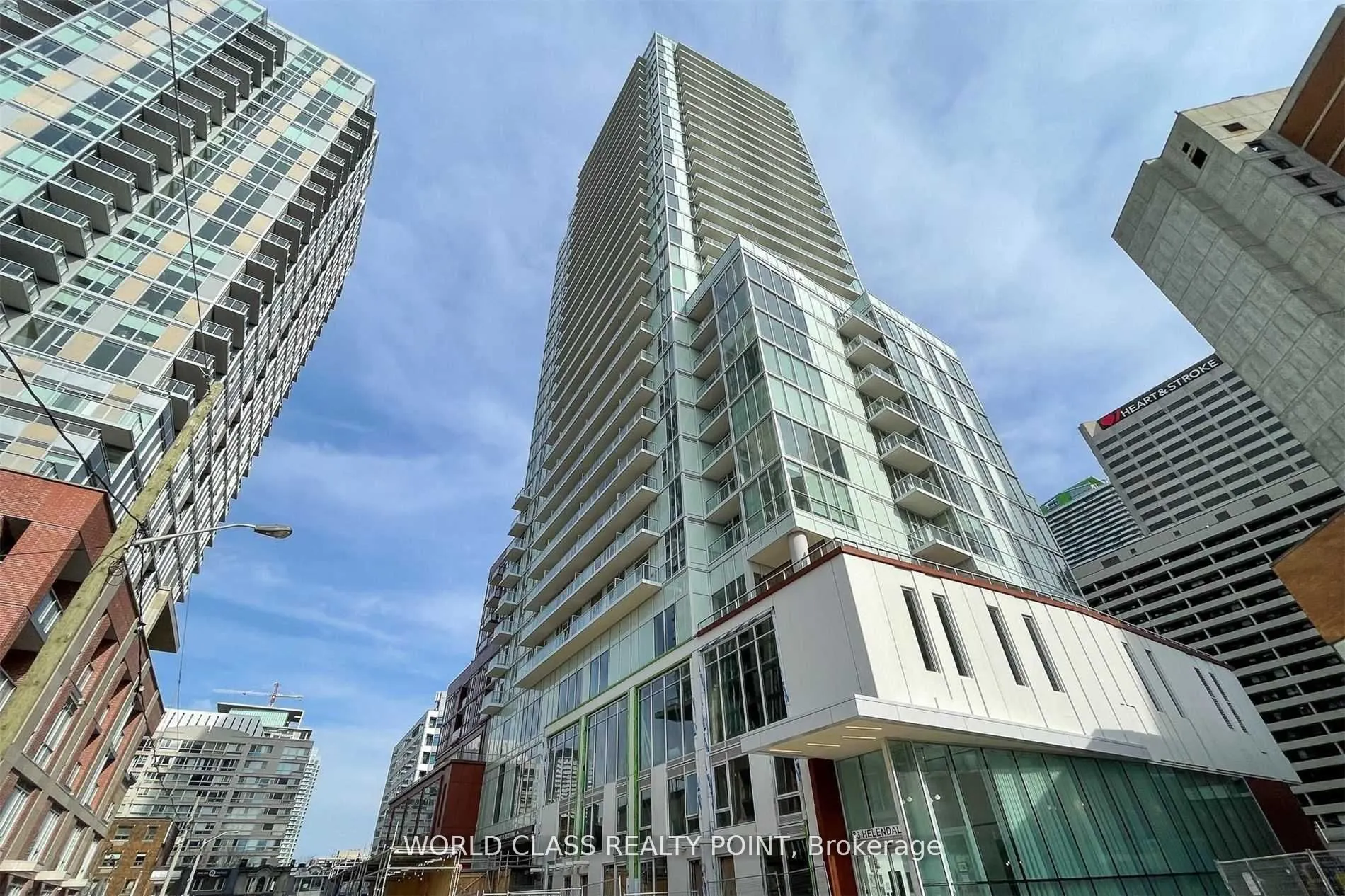 33 Helendale Avenue #1404