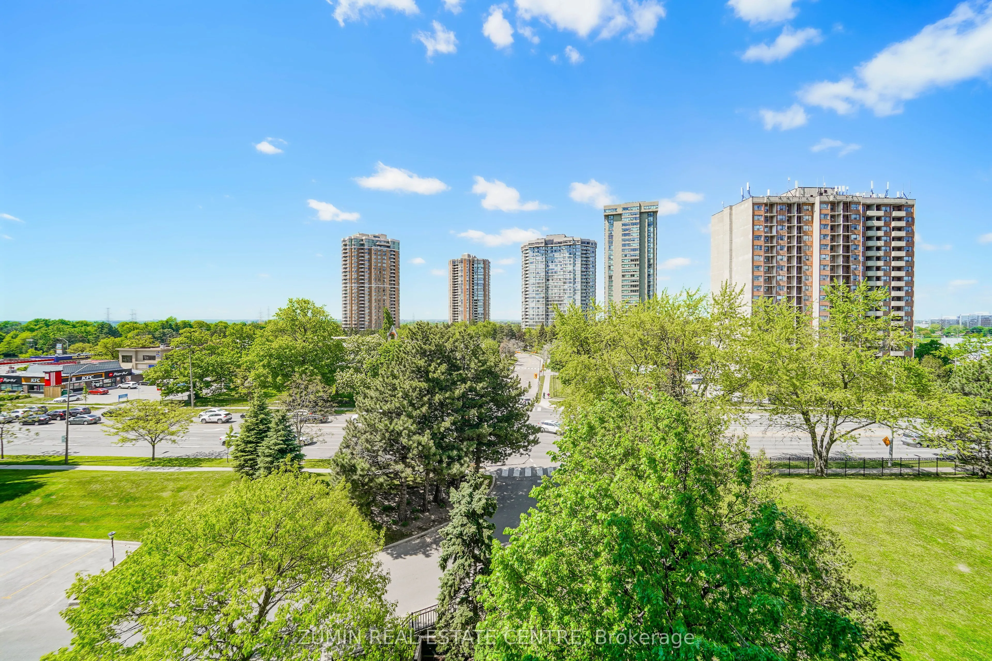 1555 Finch Avenue E #602