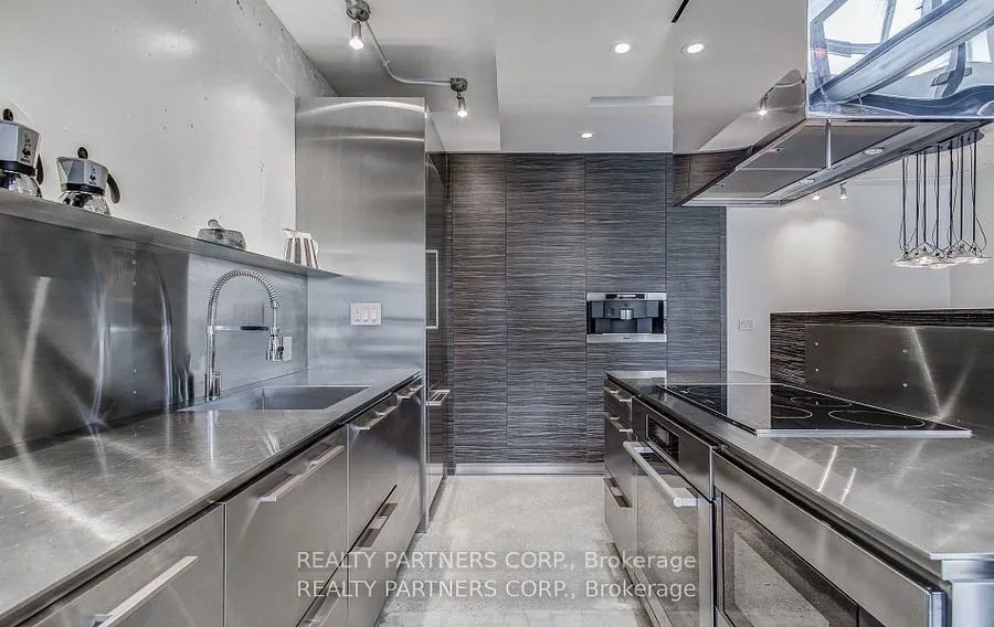 38 The Esplanade Avenue #419
