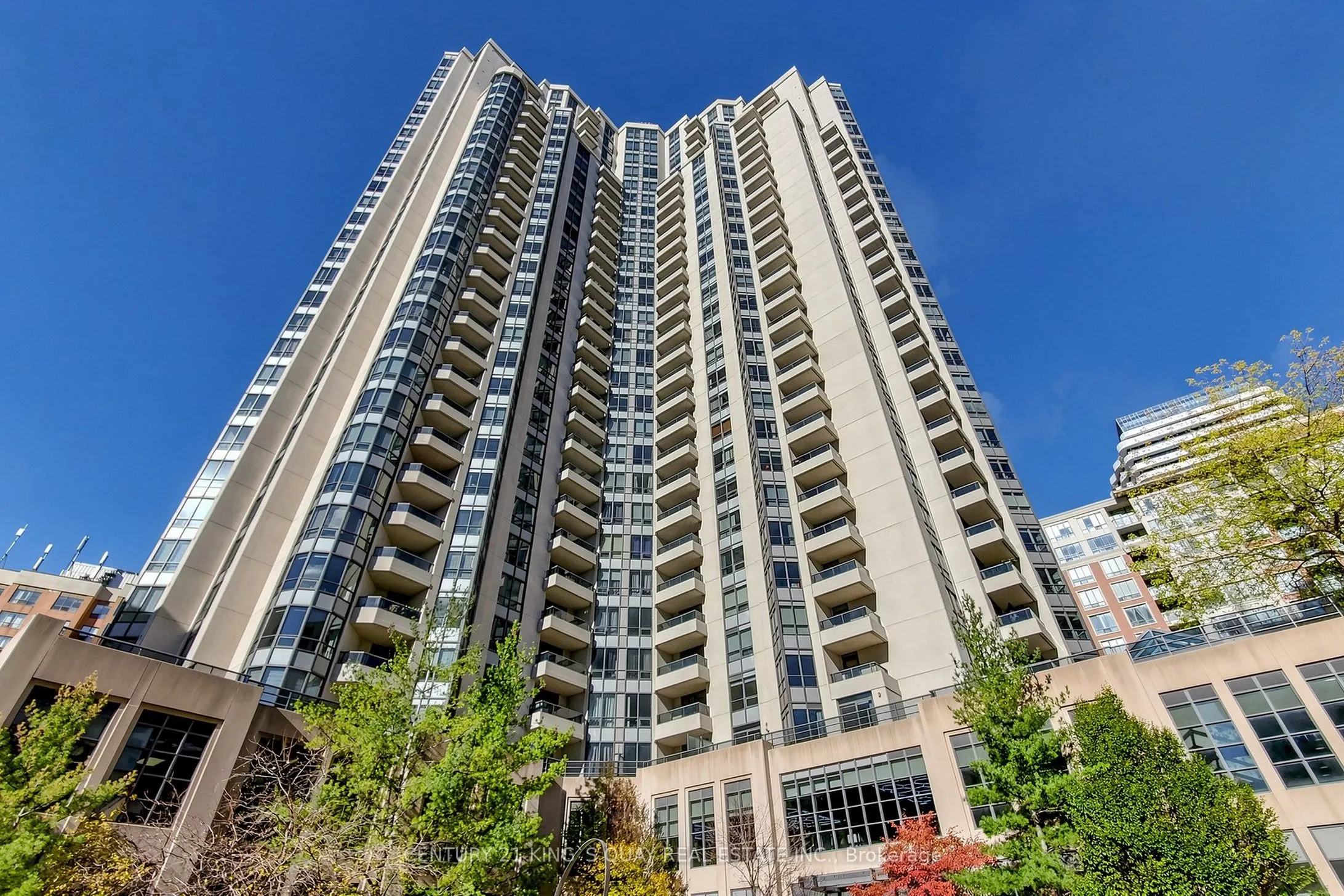 5168 Yonge Street #LPH101