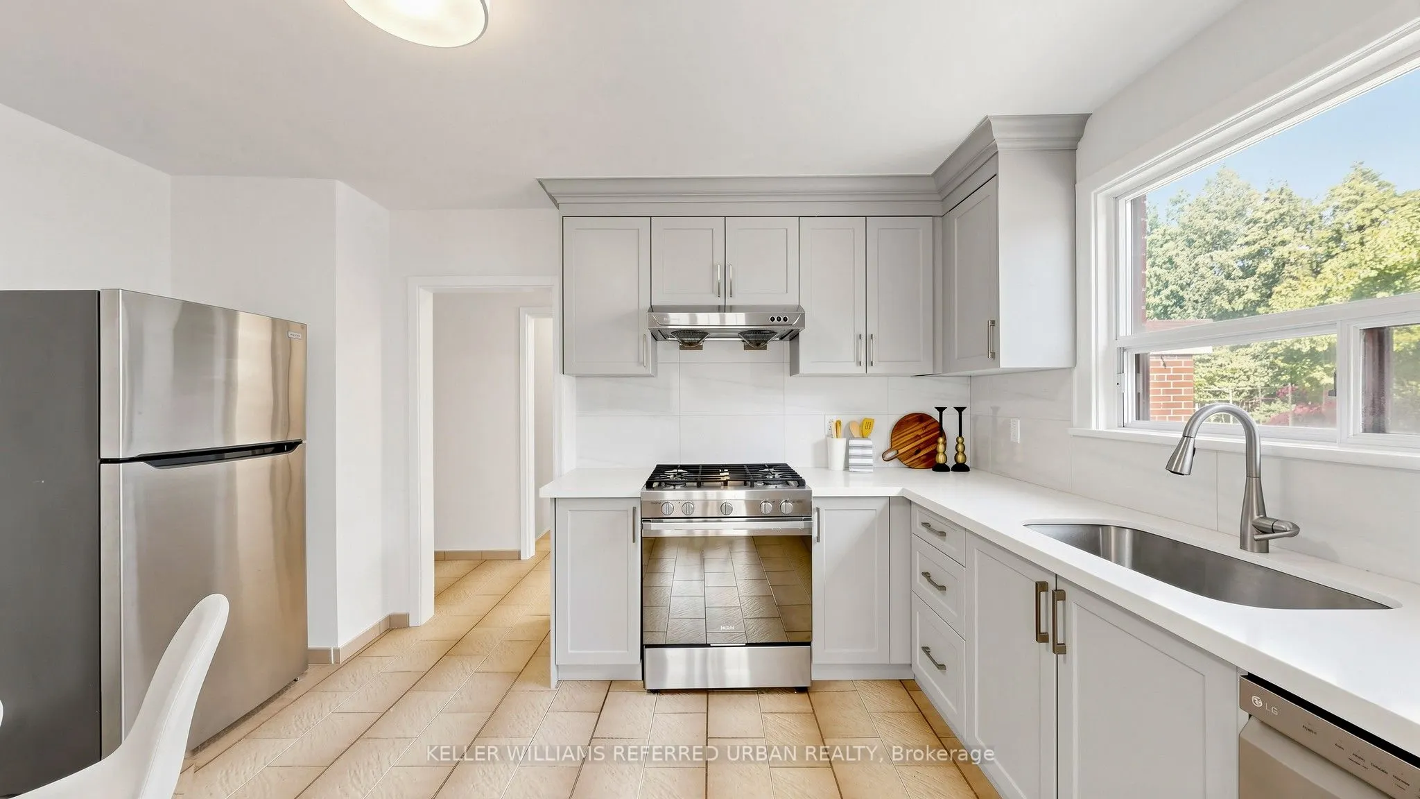 104 Otonabee Avenue