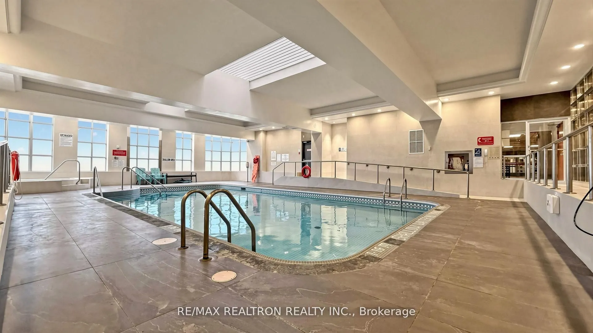 18 Hollywood Avenue #1707
