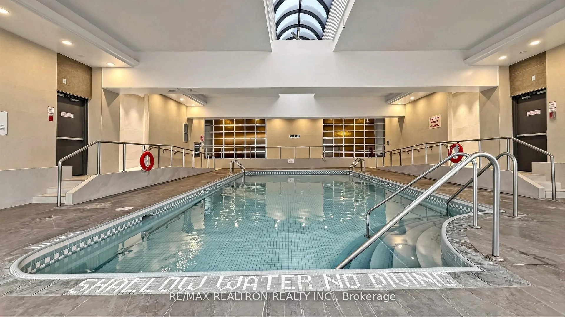 18 Hollywood Avenue #1707