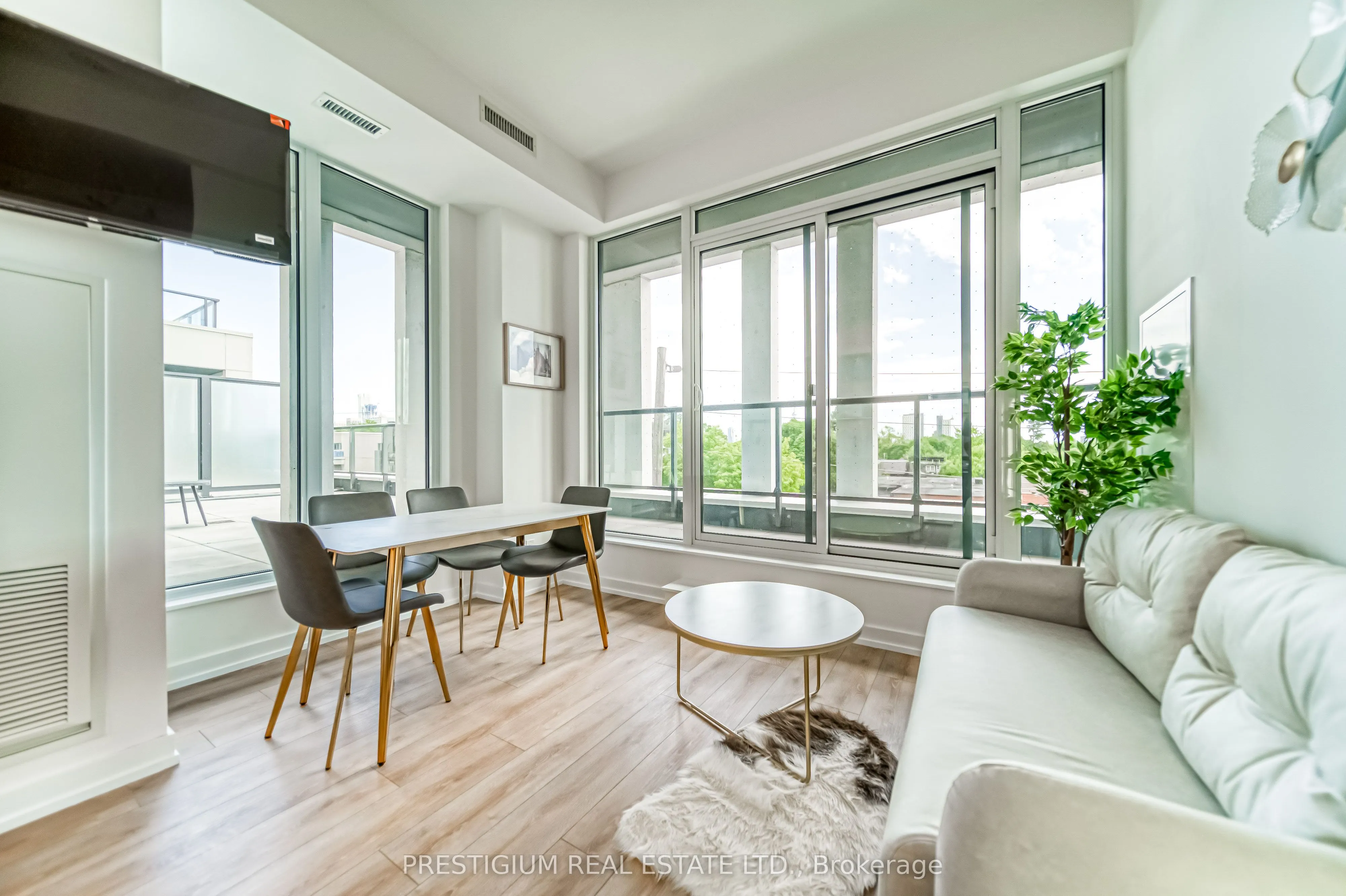 500 Dupont Street #303