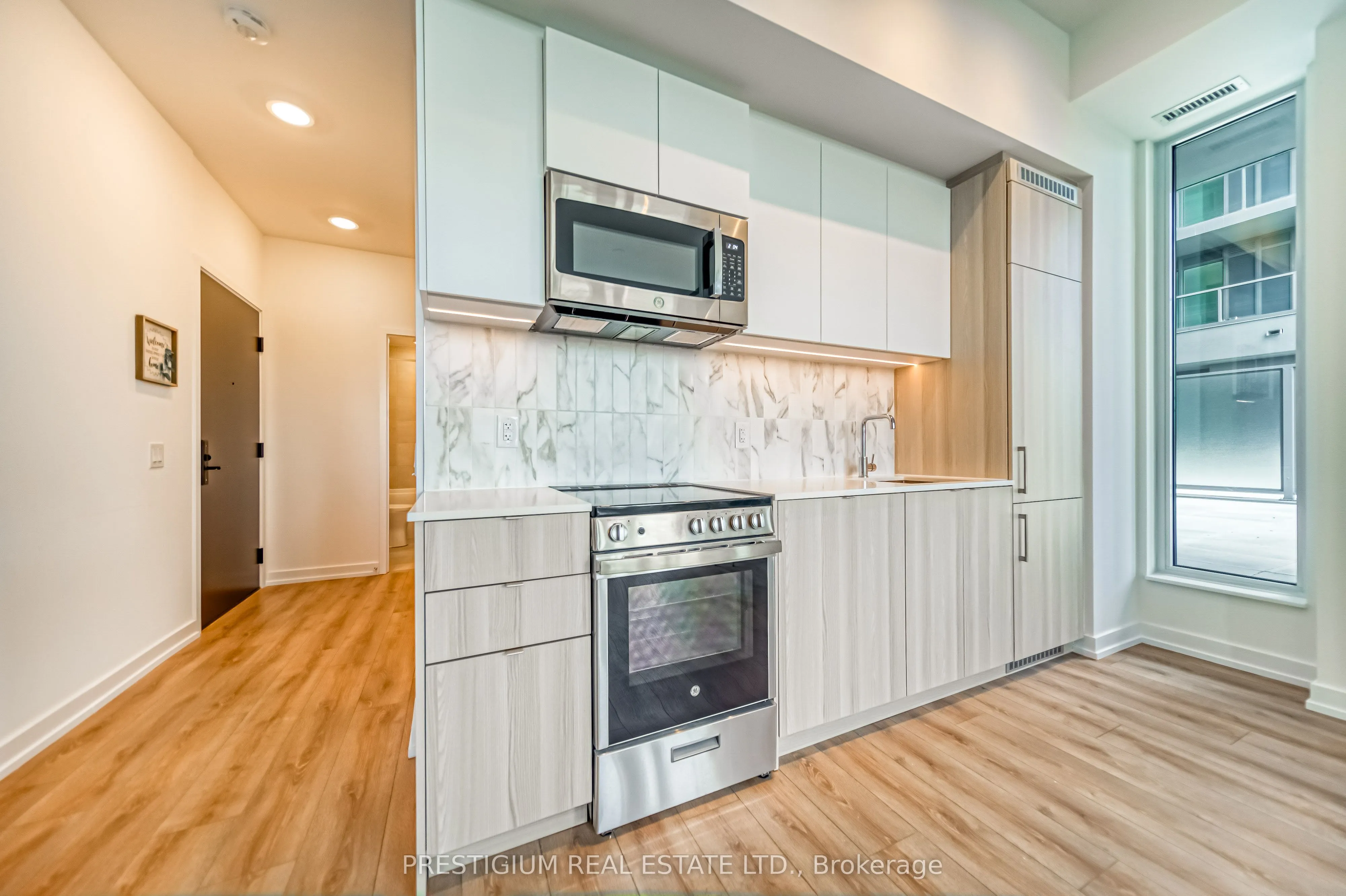 500 Dupont Street #303