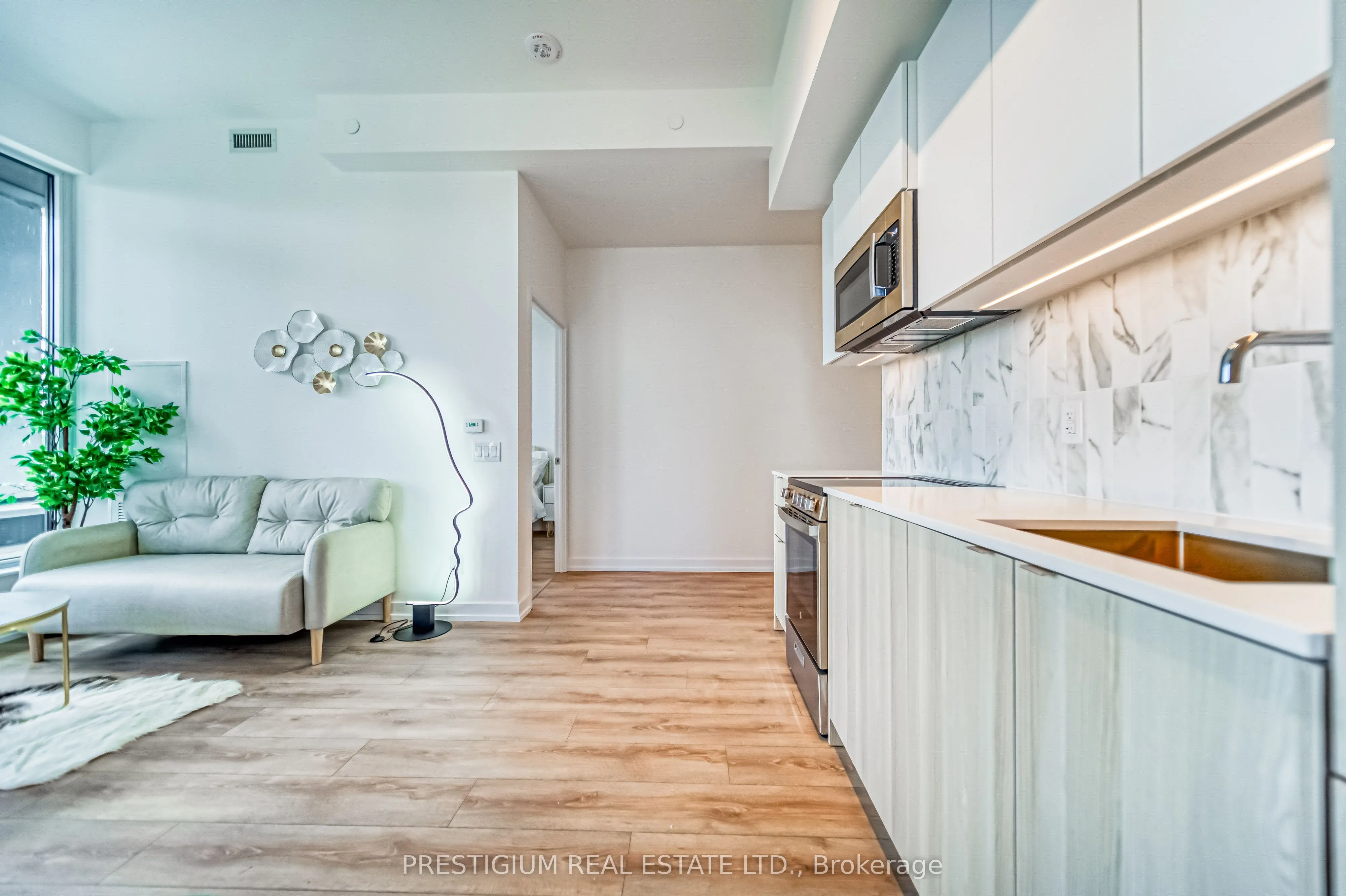 500 Dupont Street #303