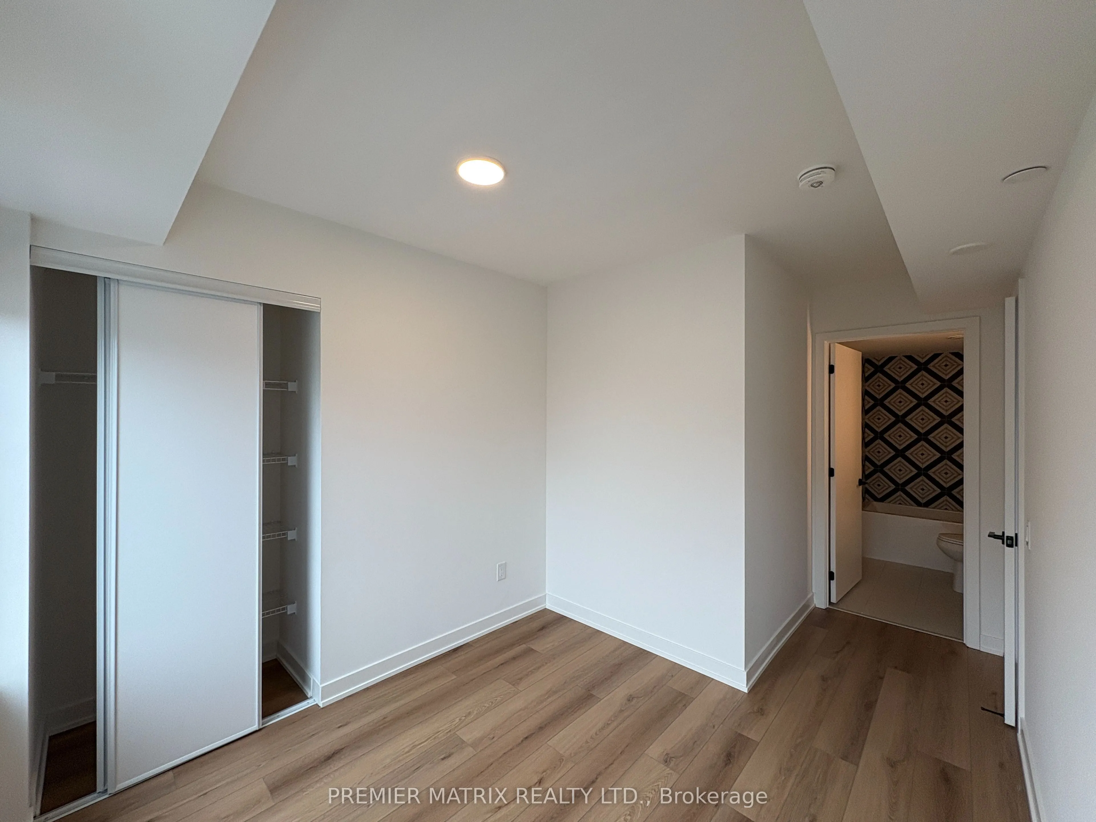 5 Lakeview Avenue #309