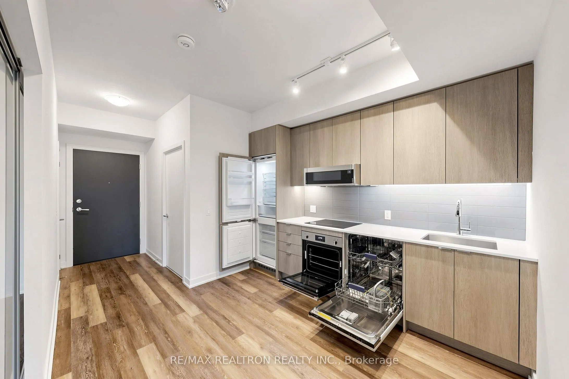 250 Lawrence Avenue W #701