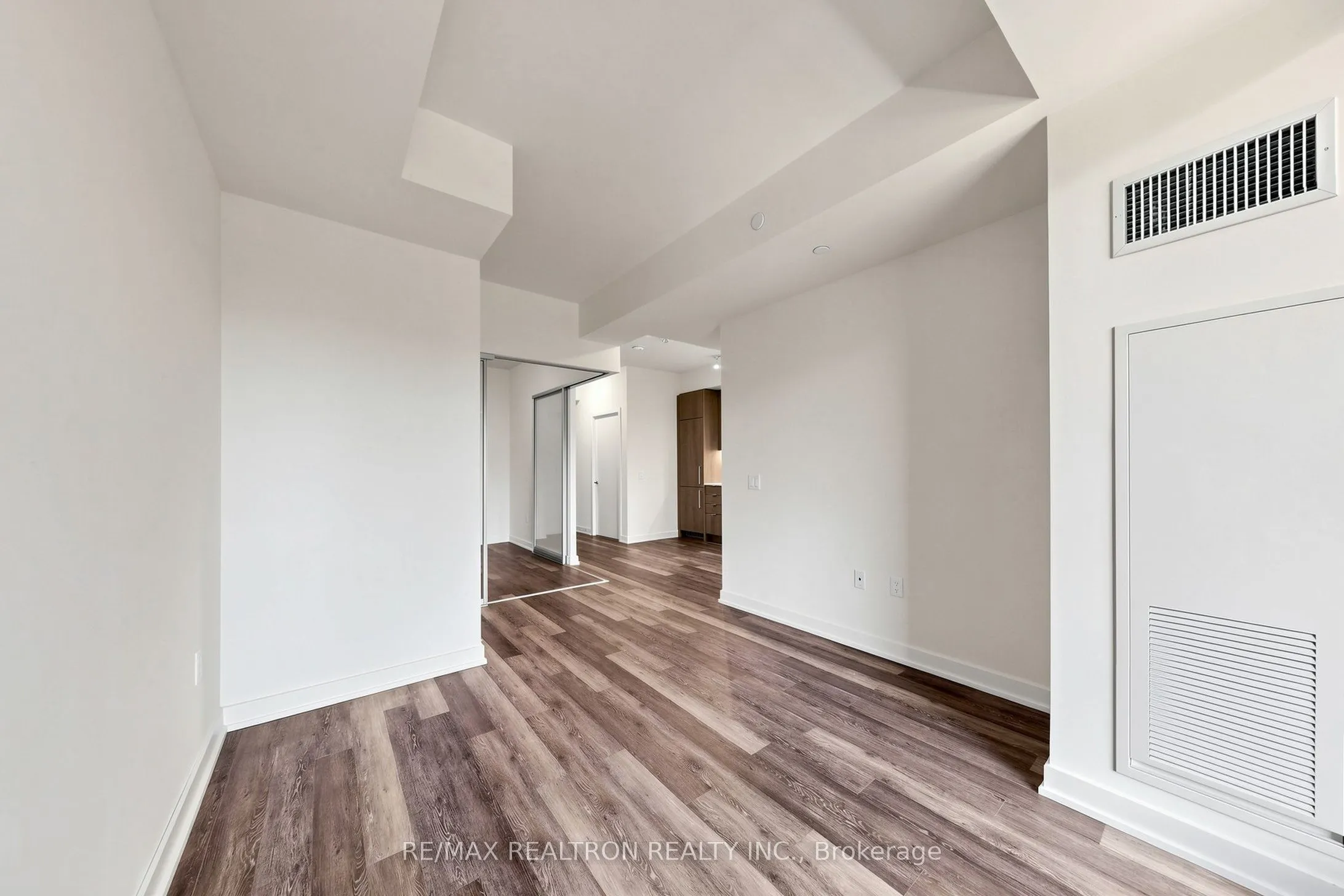 250 Lawrence Avenue W #701