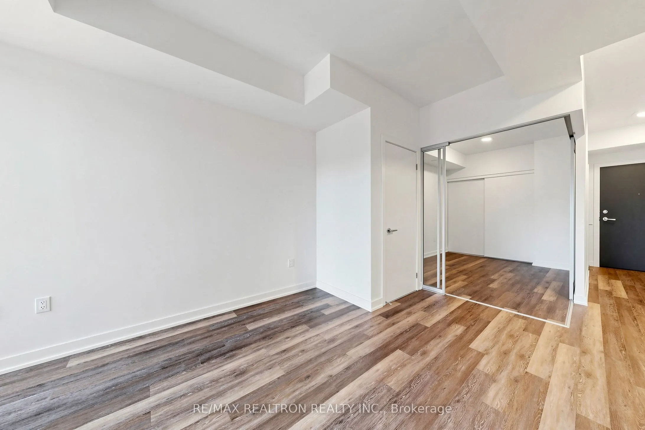 250 Lawrence Avenue W #701