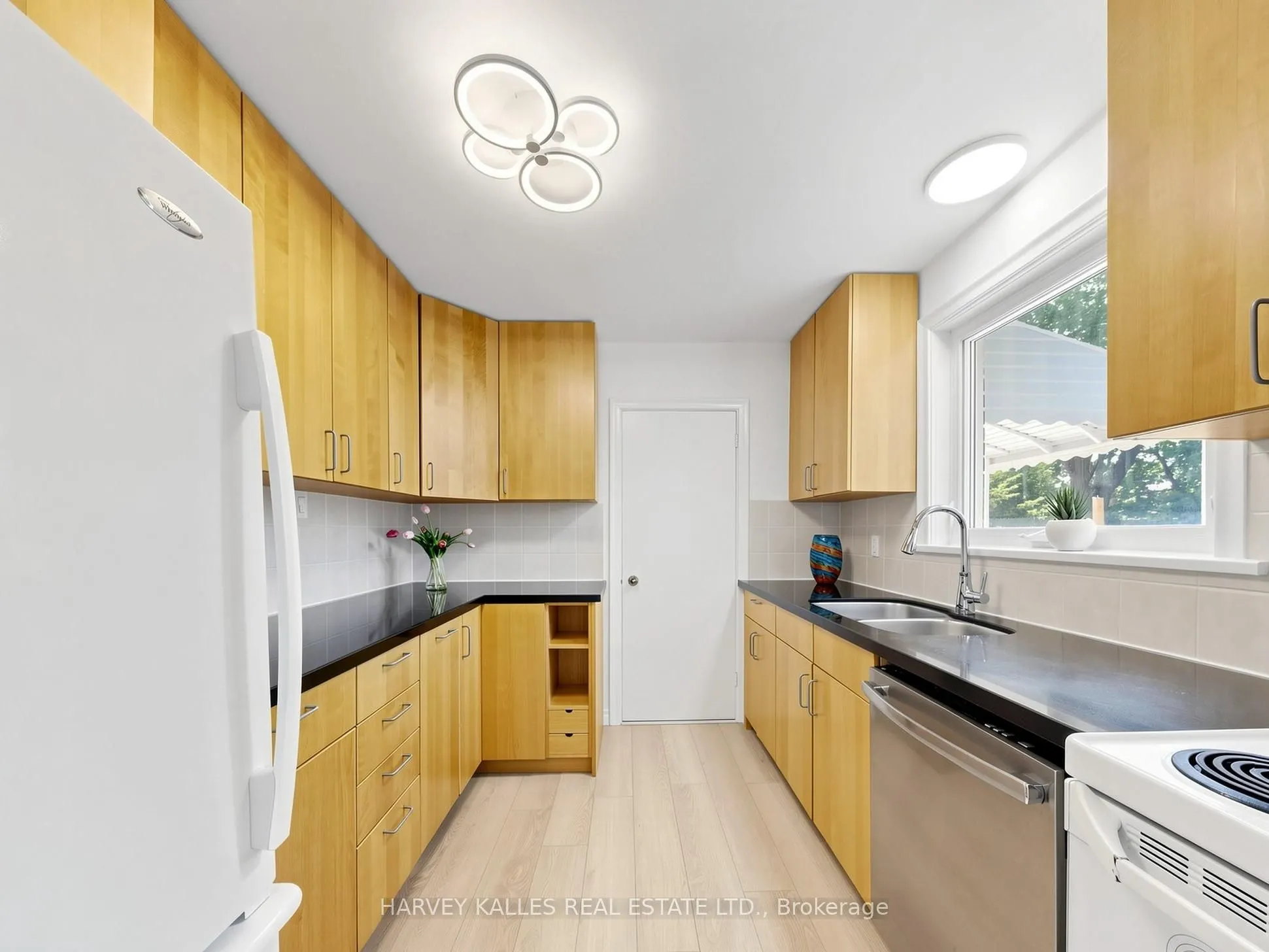 87 Combe Avenue