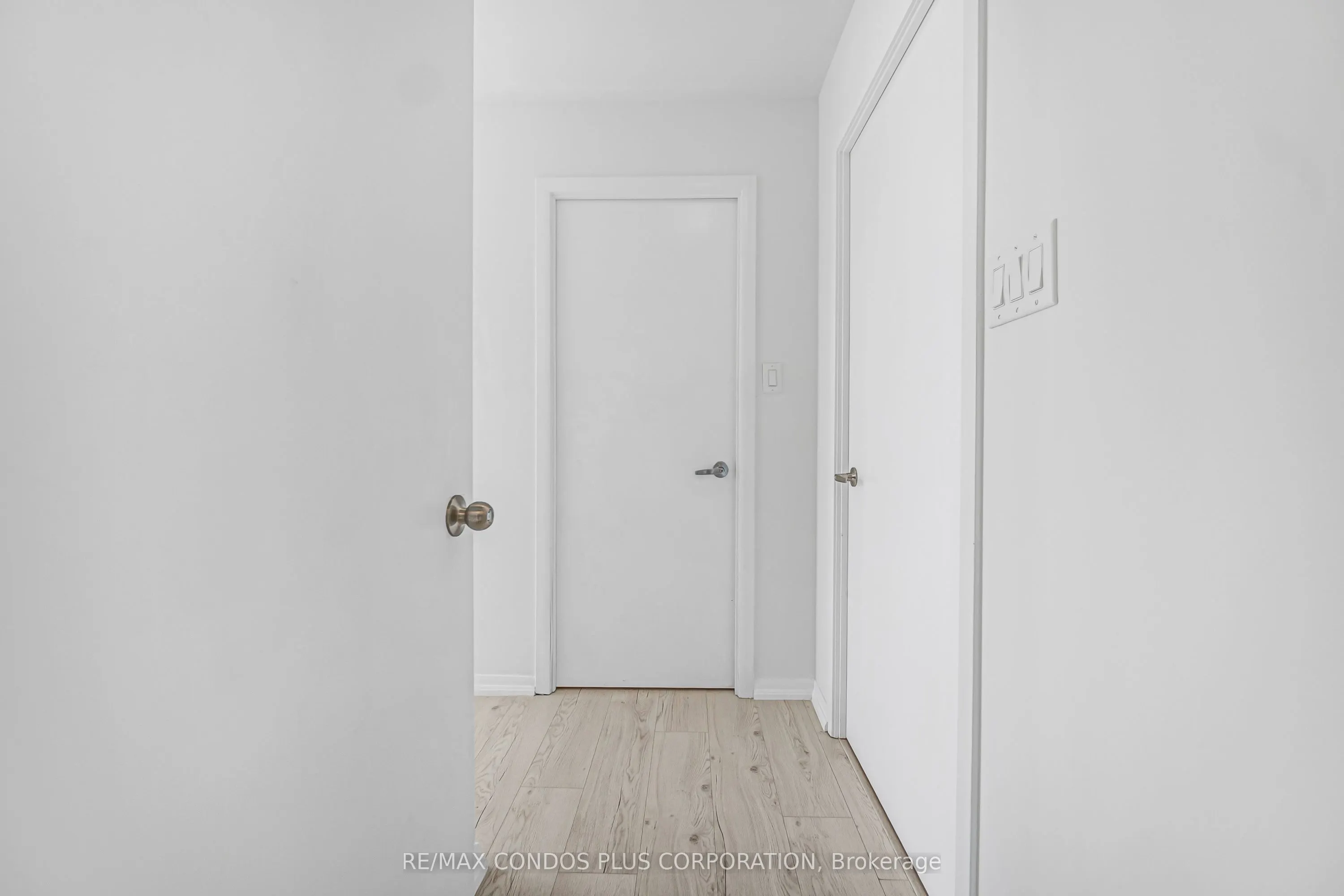 38 Grenville Street #4404