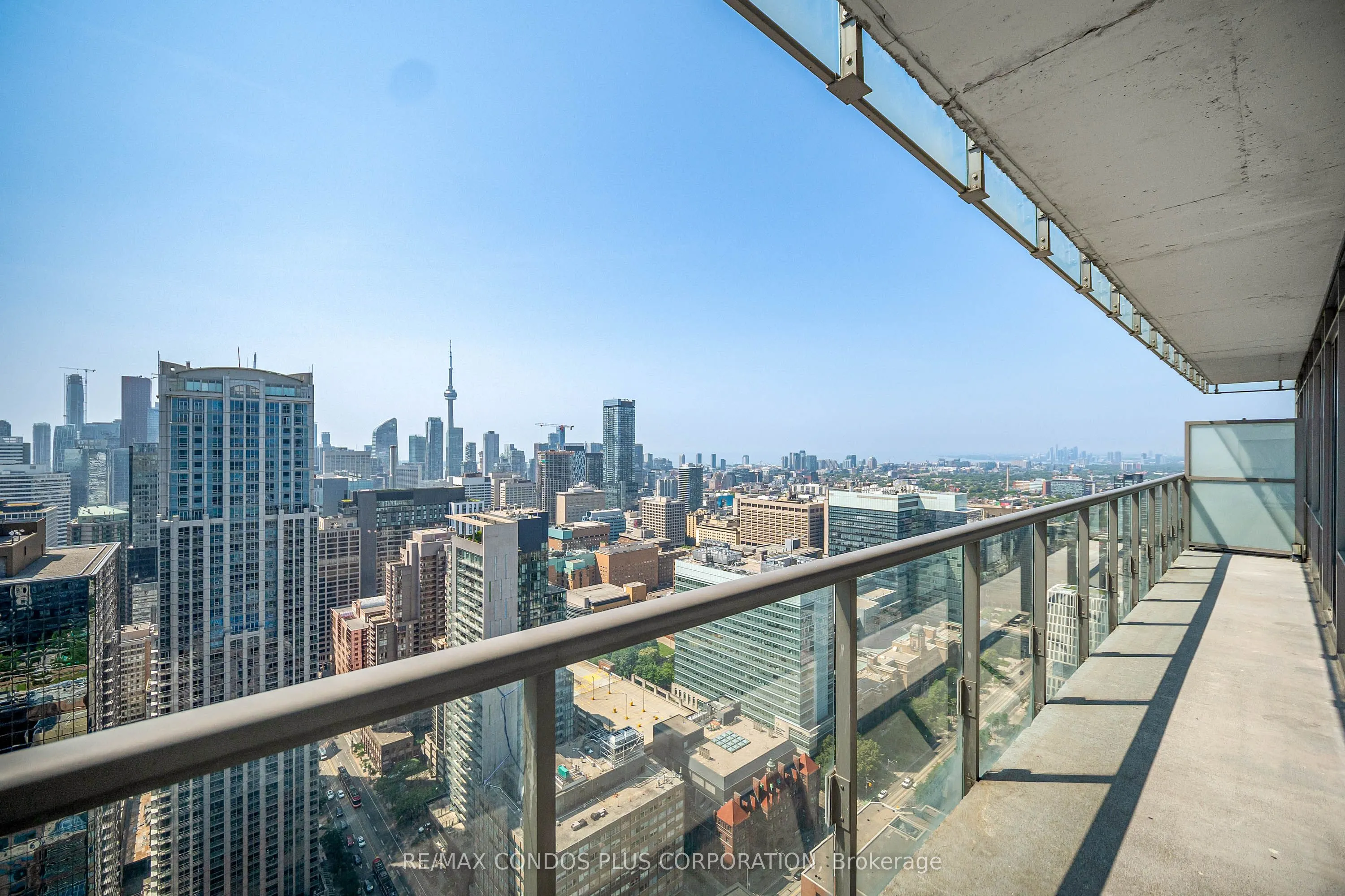 38 Grenville Street #4404