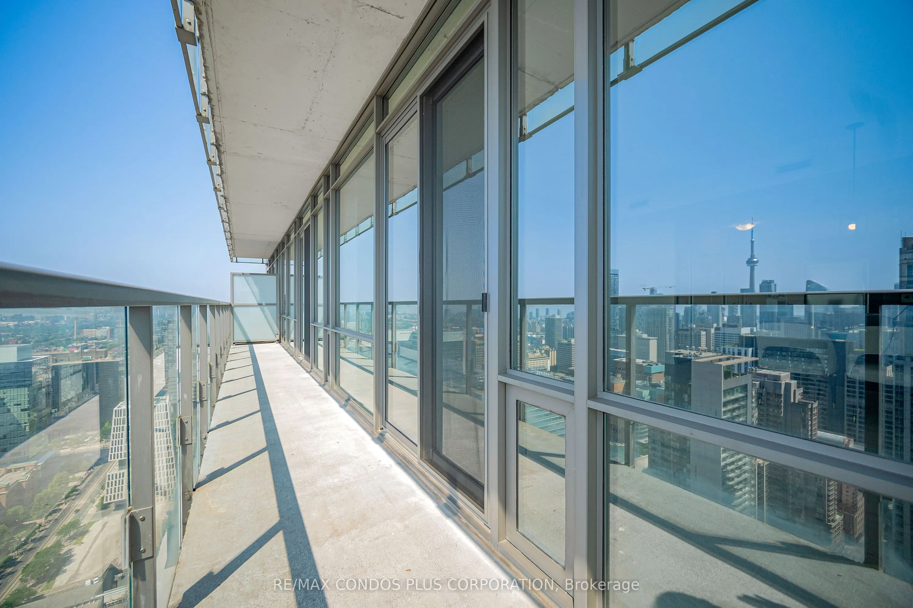 38 Grenville Street #4404
