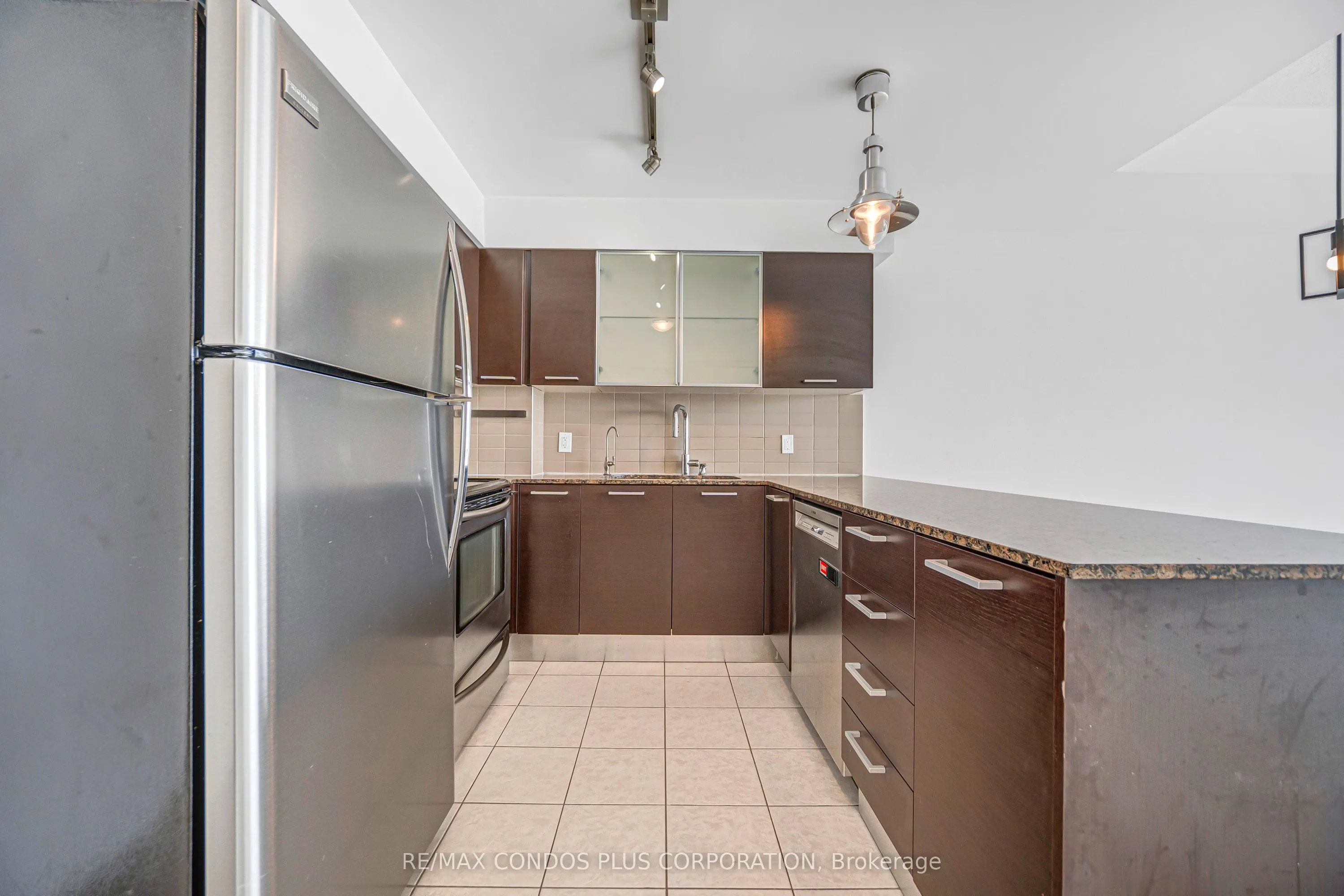 38 Grenville Street #4404