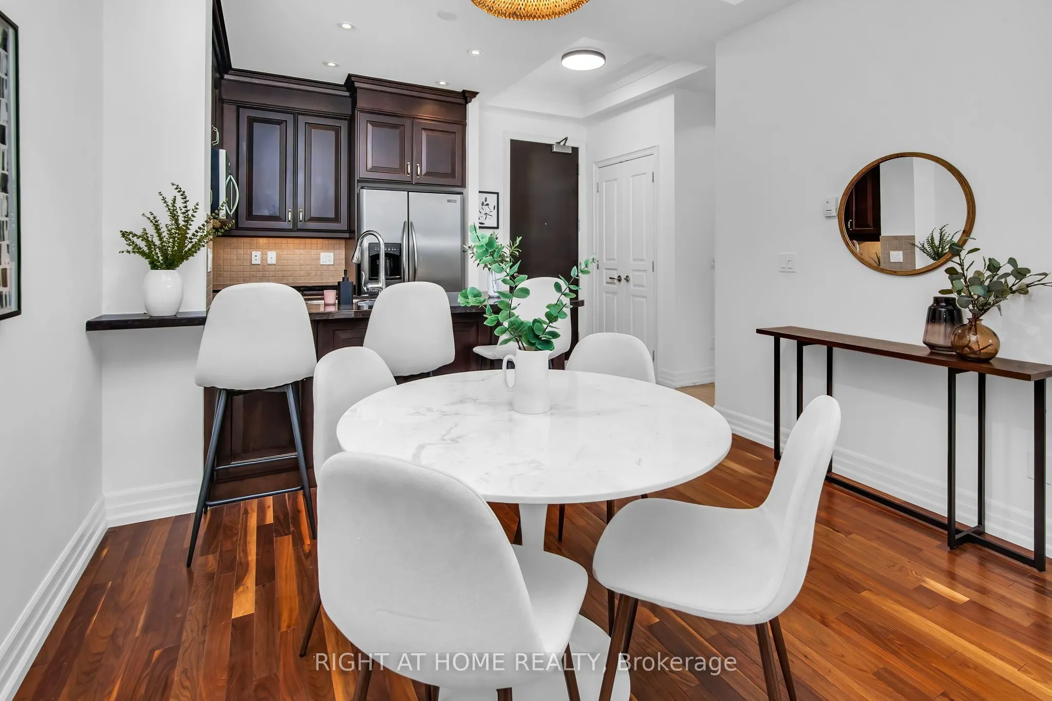 20 Burkebrook Place #306