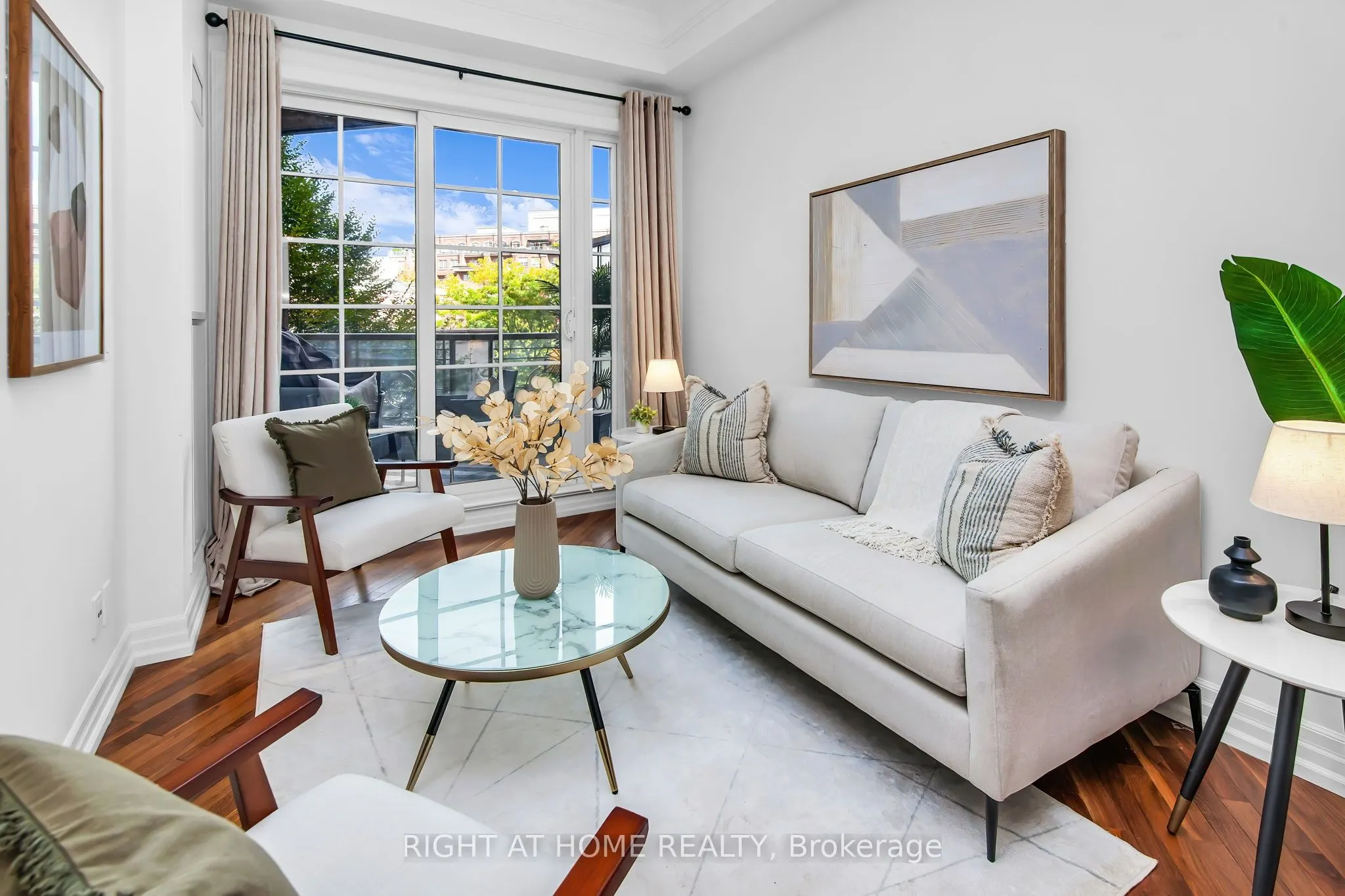 20 Burkebrook Place #306
