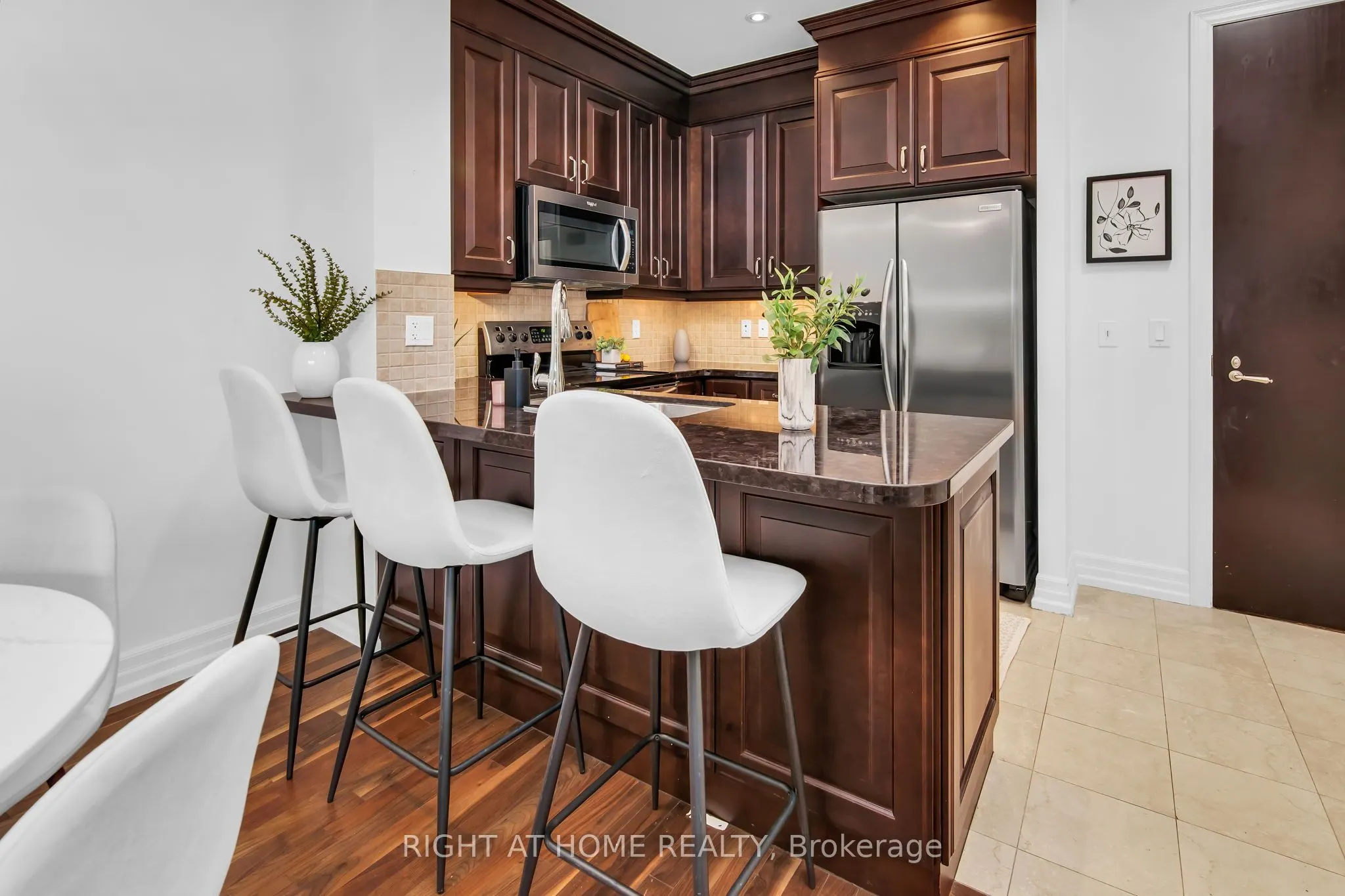 20 Burkebrook Place #306