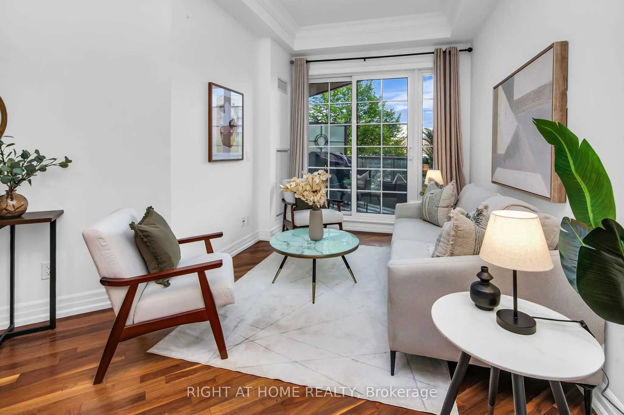 20 Burkebrook Place #306