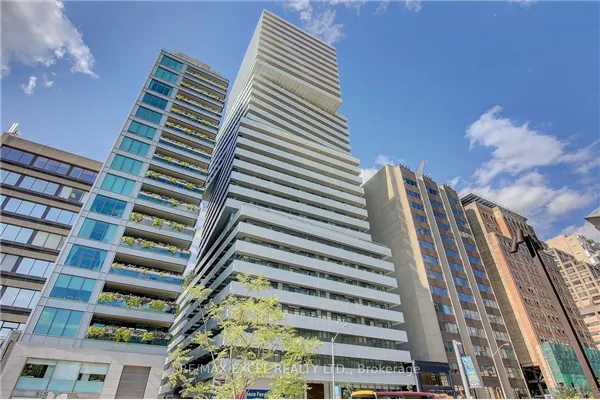 200 Bloor Street W #2201