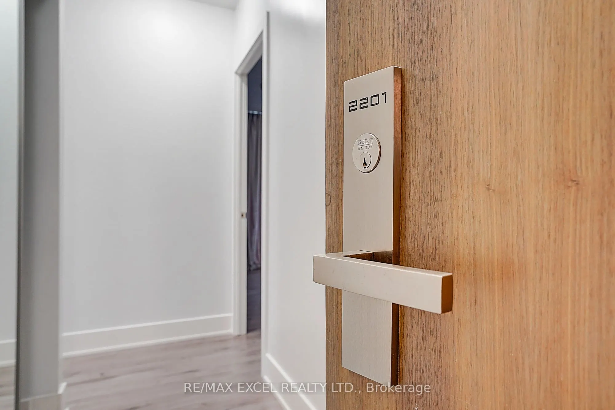 200 Bloor Street W #2201