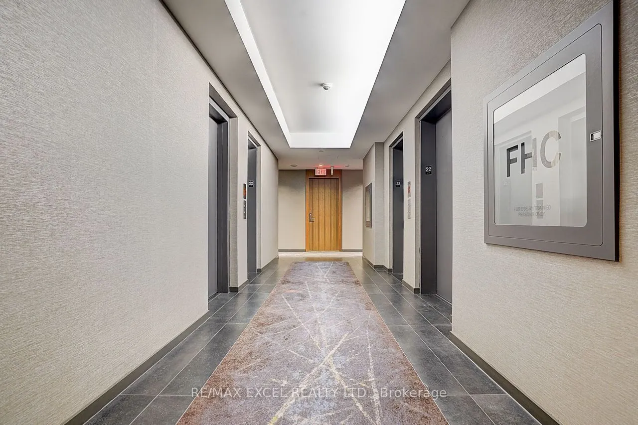 200 Bloor Street W #2201