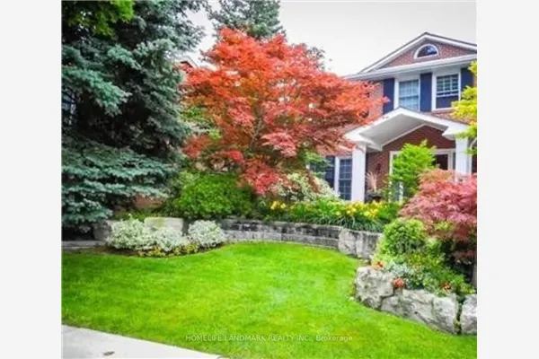 15 Tofino Crescent