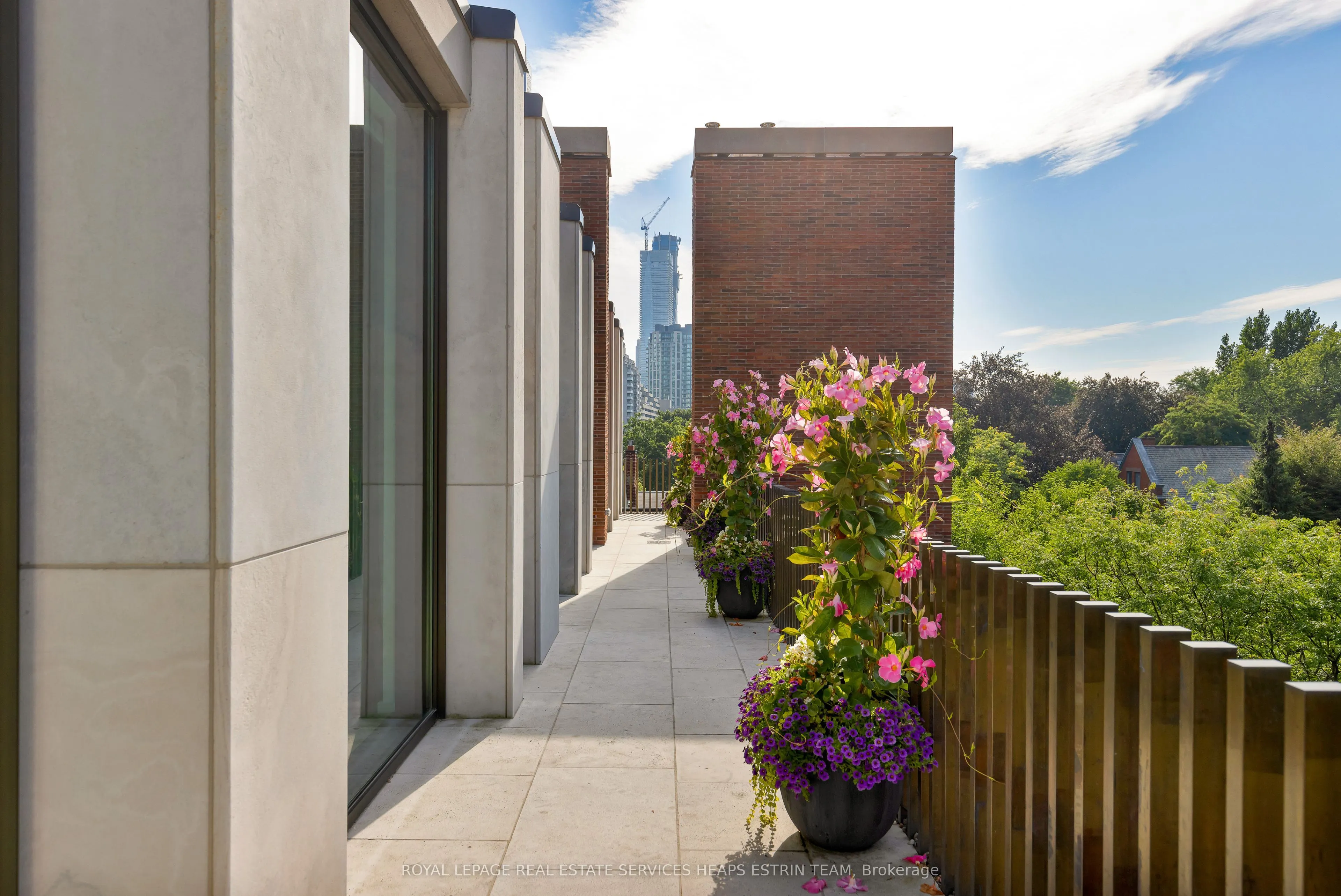 7 Dale Avenue #PH1