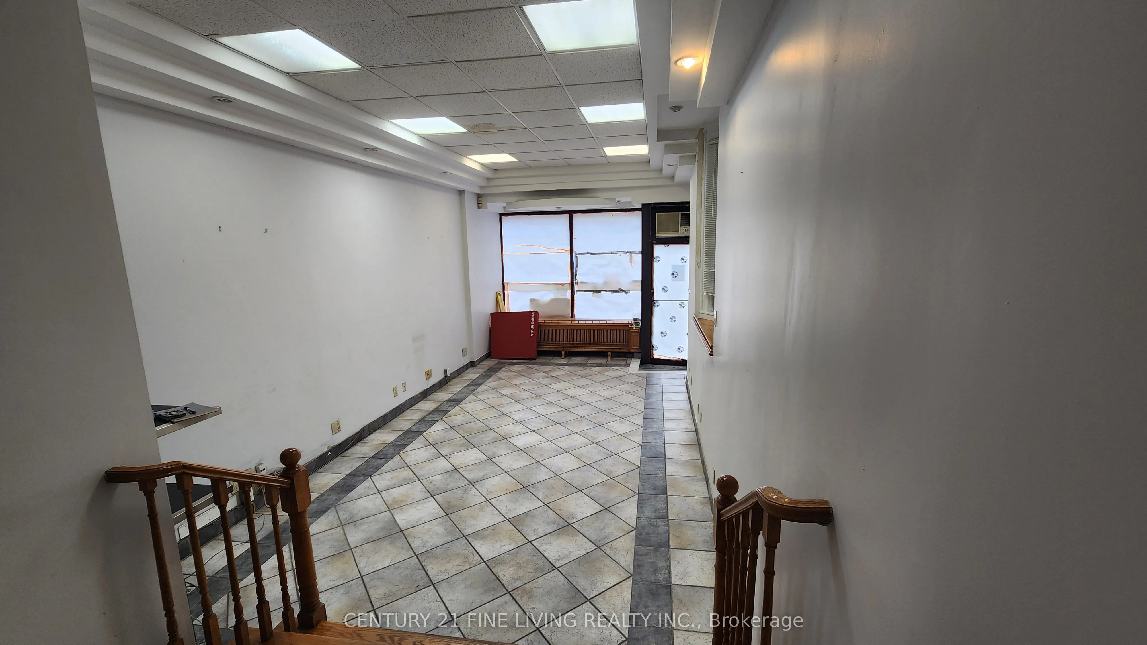 1155 Dundas Street W #Main