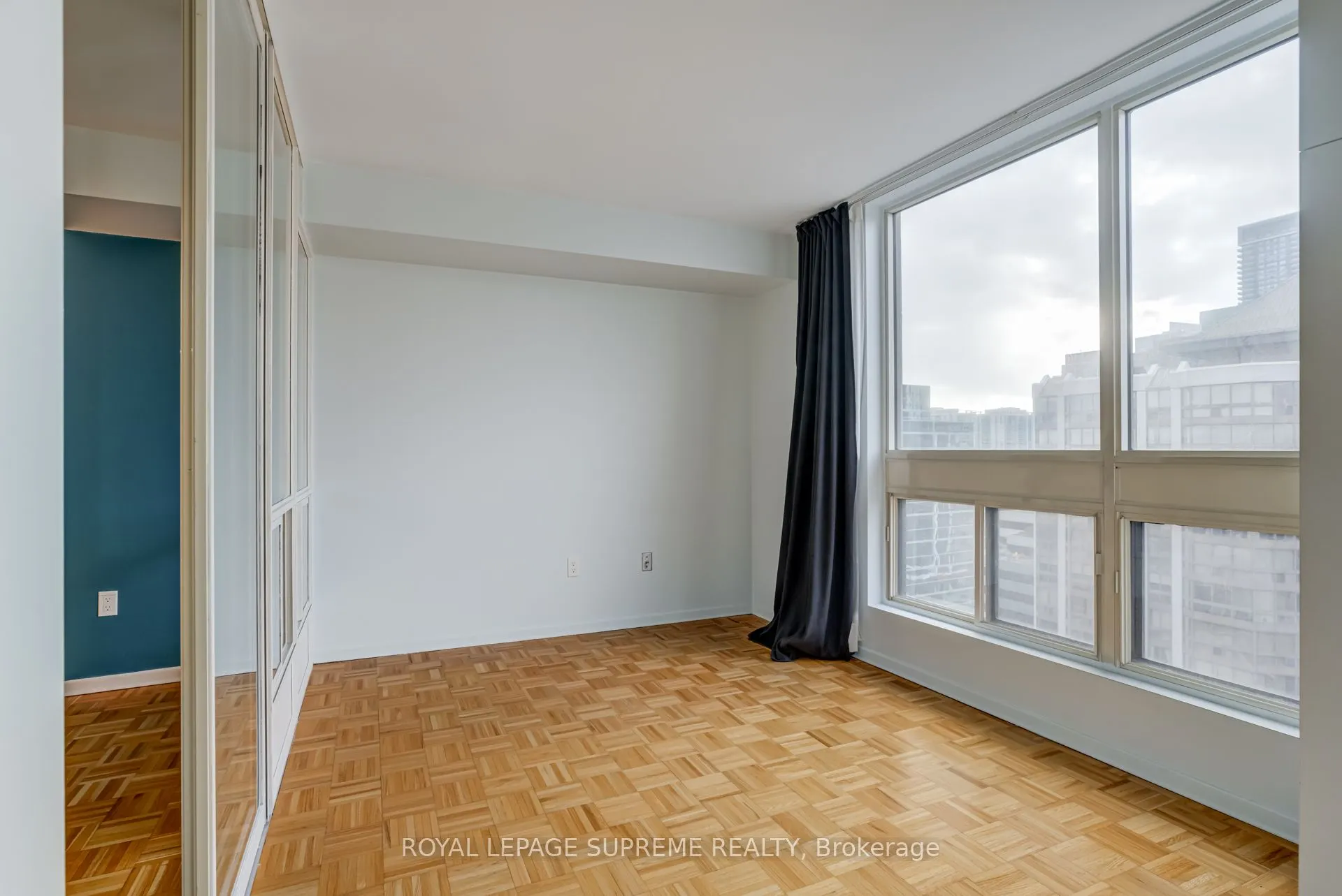 5 Kenneth Avenue #1804